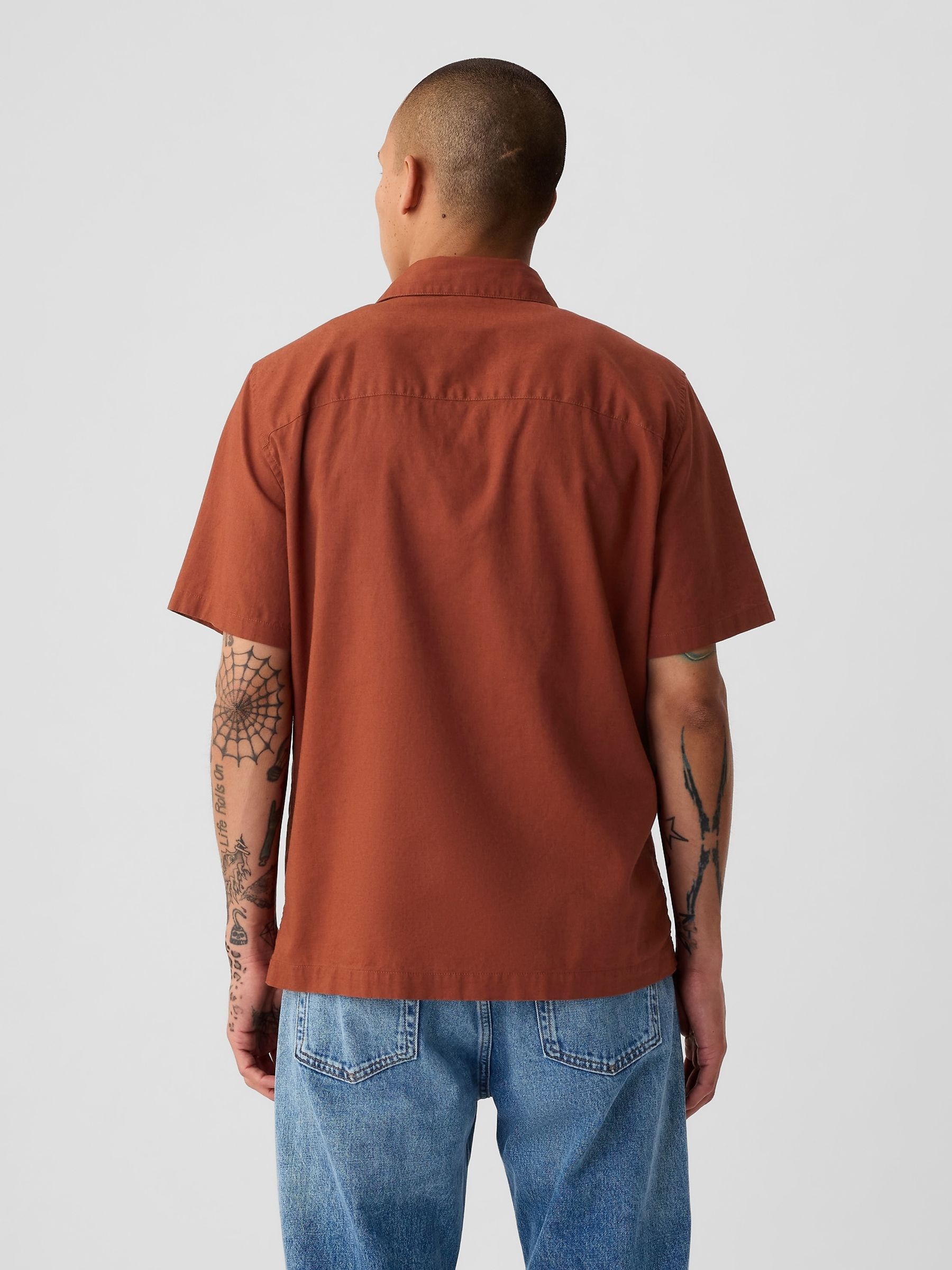 Red Linen-Cotton Short Sleeve Shirt - Image 2 of 4