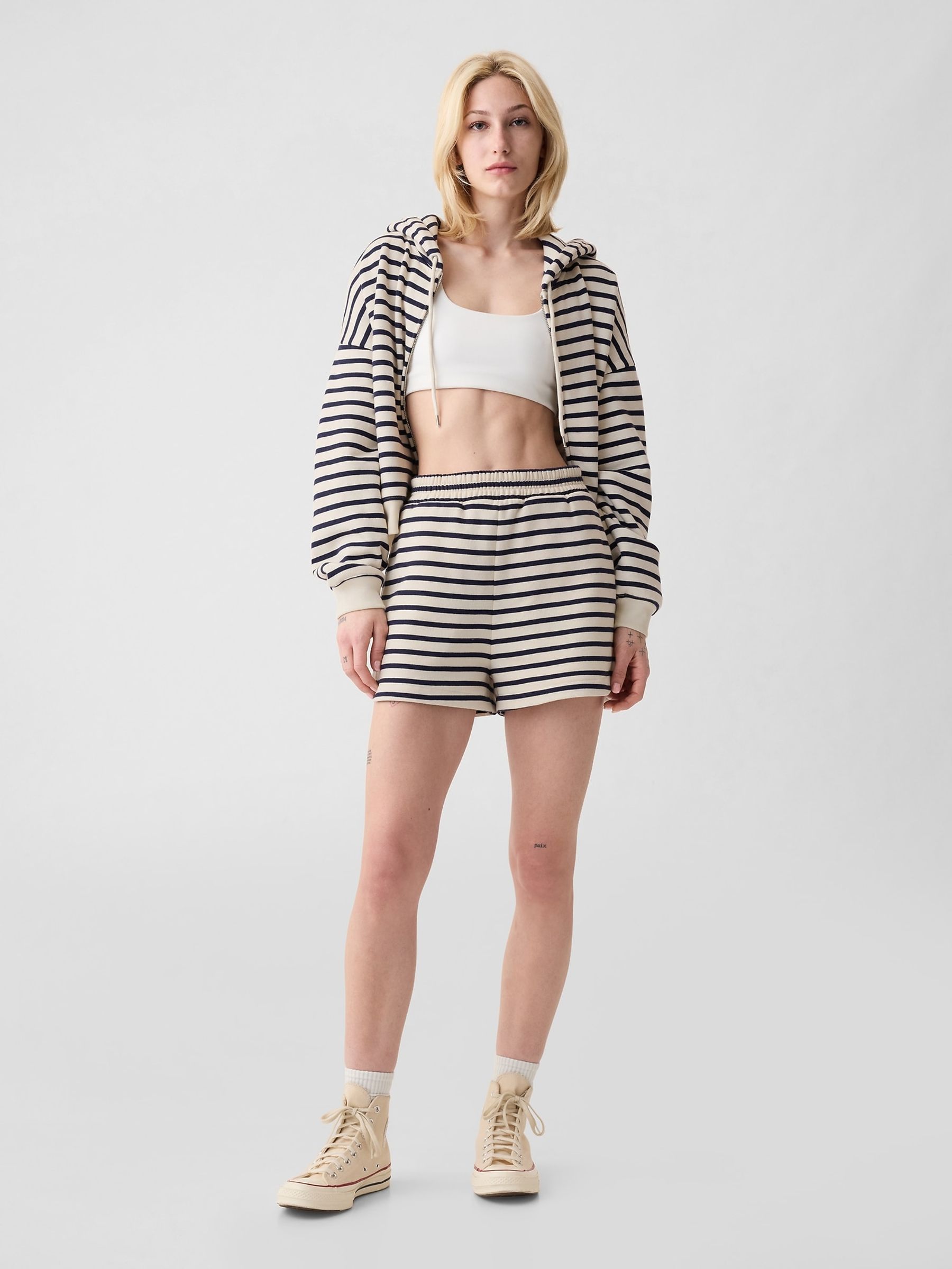 Off-White & Black Stripe Vintage Soft Dolphin Hem Shorts - Image 3 of 4