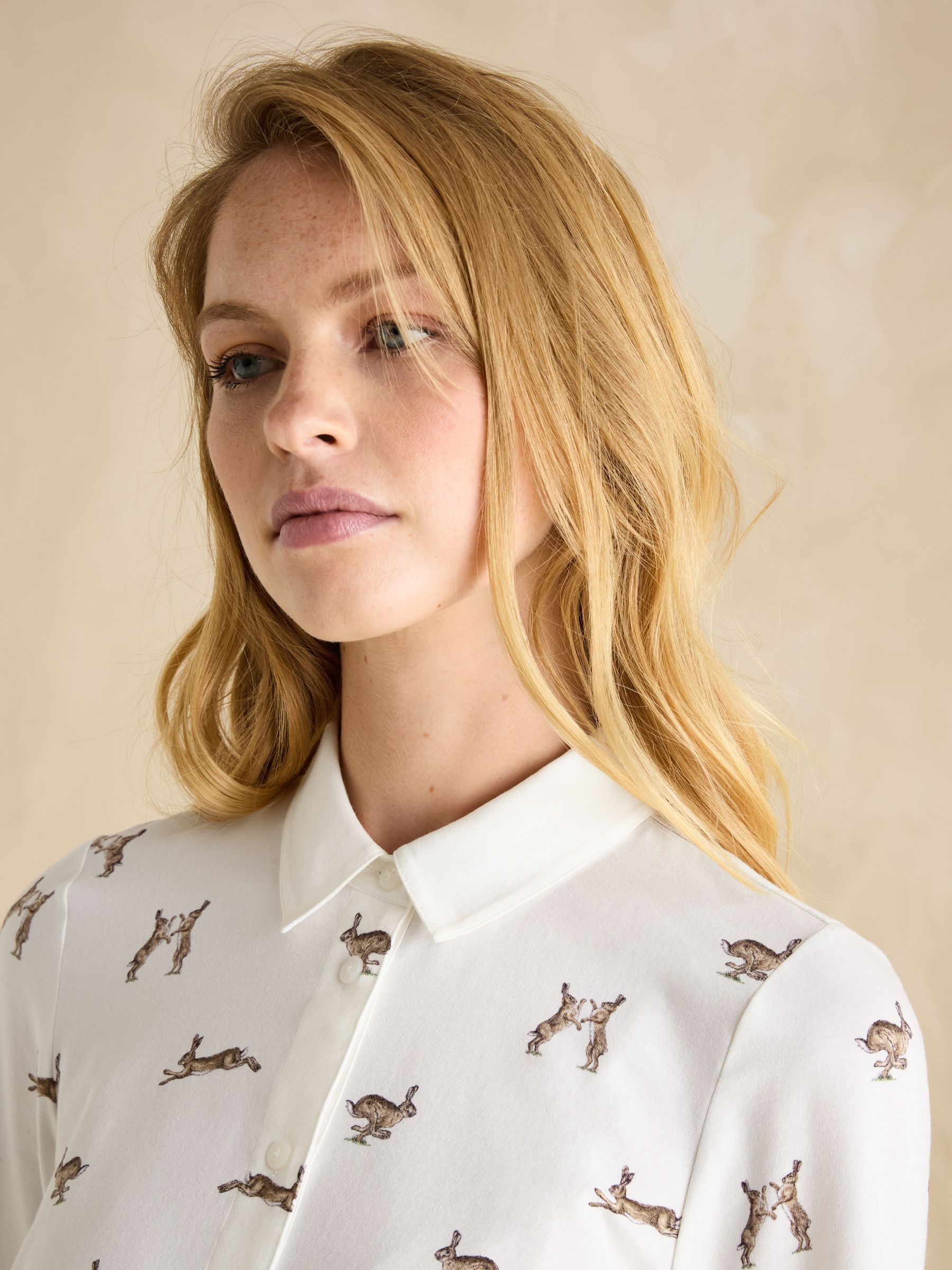 Cream Hares Joules X Eleanor Tomlinson Jersey Shirt - Image 4 of 6