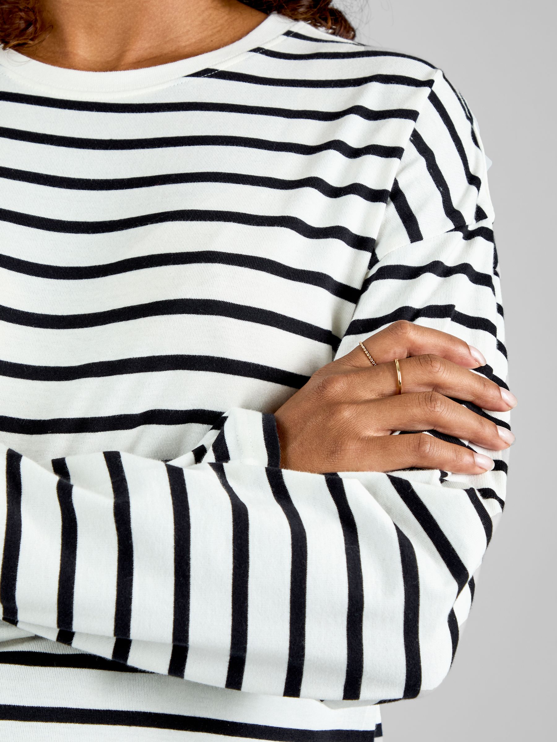 Black & Cream Stripe Long Sleeve Boyfriend Maternity T-Shirt - Image 4 of 4