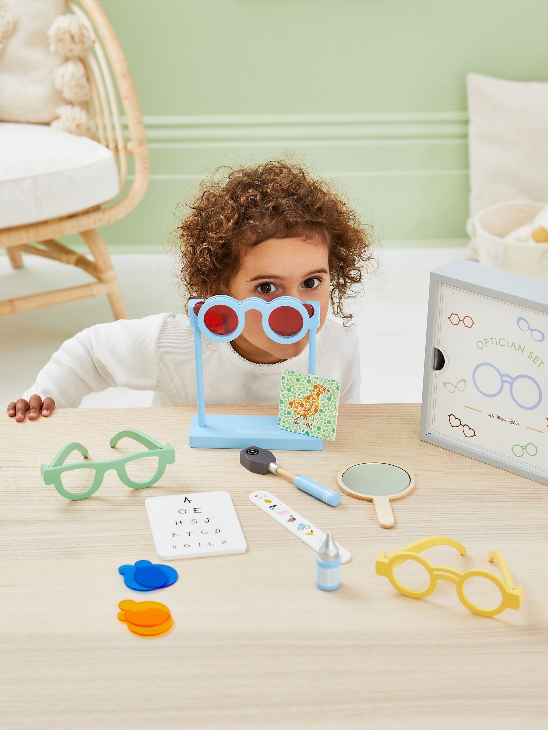 Opticians Playset - Image 6 of 11