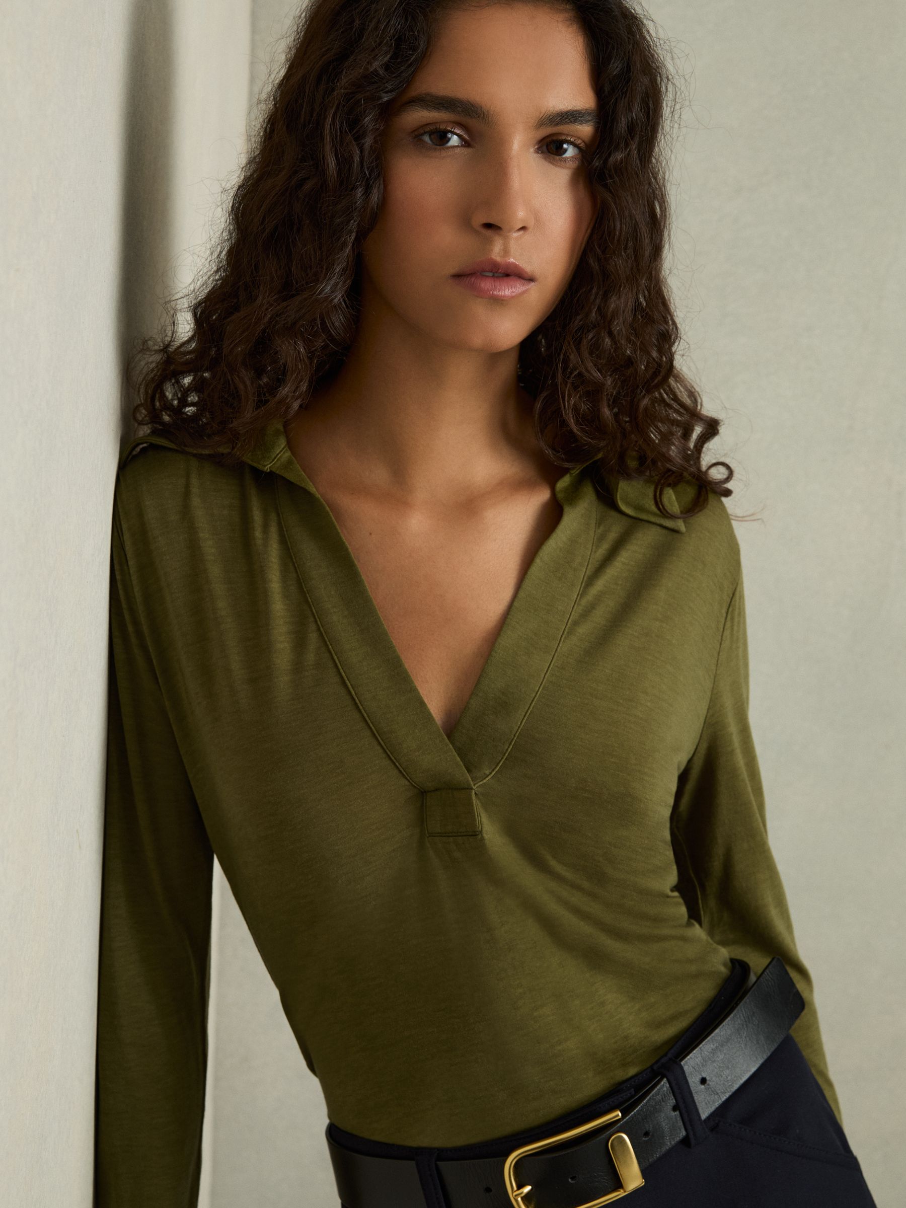 Lyocell-Wool Open-Collar Top in Green - Image 7 of 8