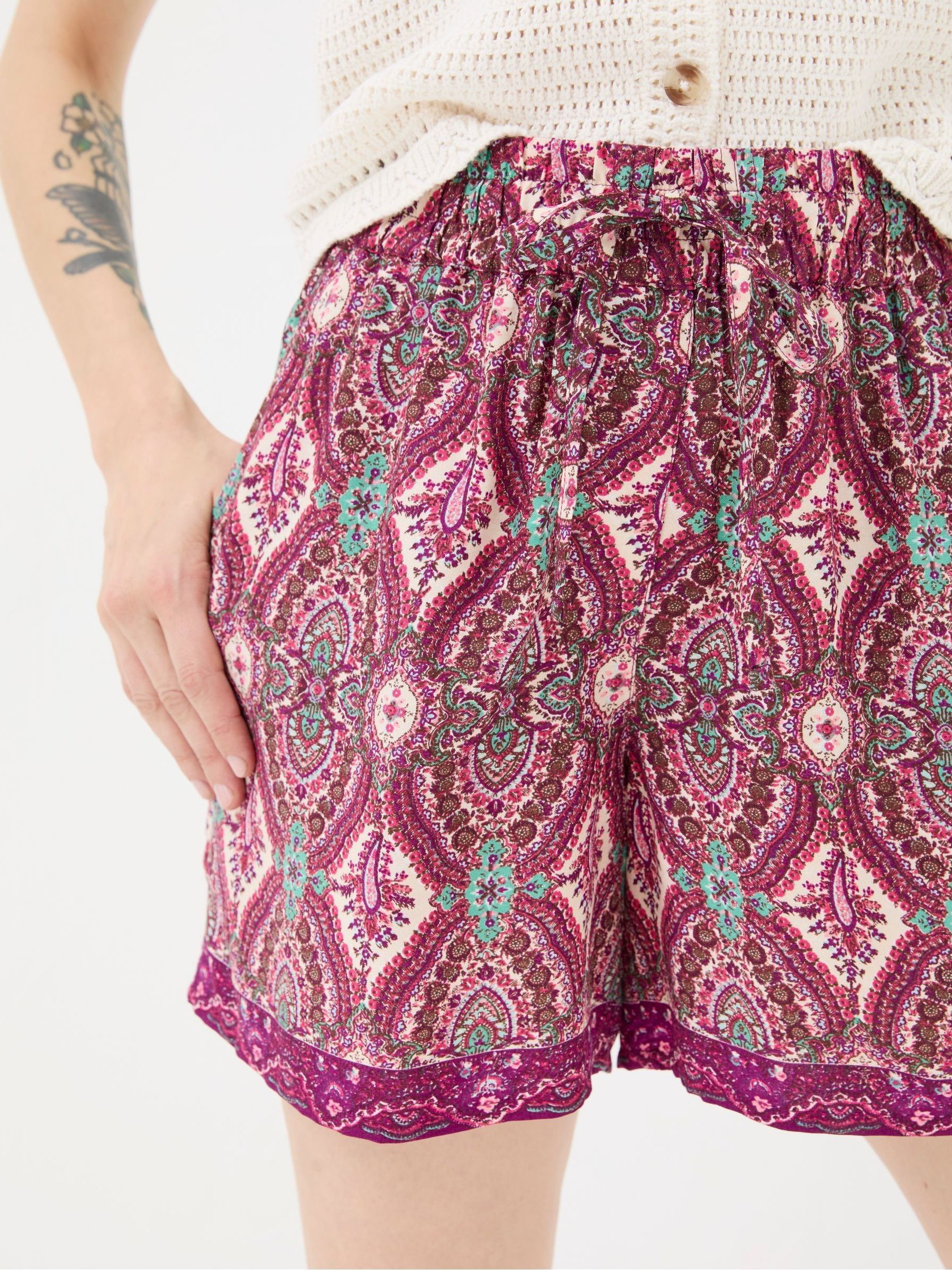 Flippy Purple Detail Paisley Shorts - Image 3 of 5