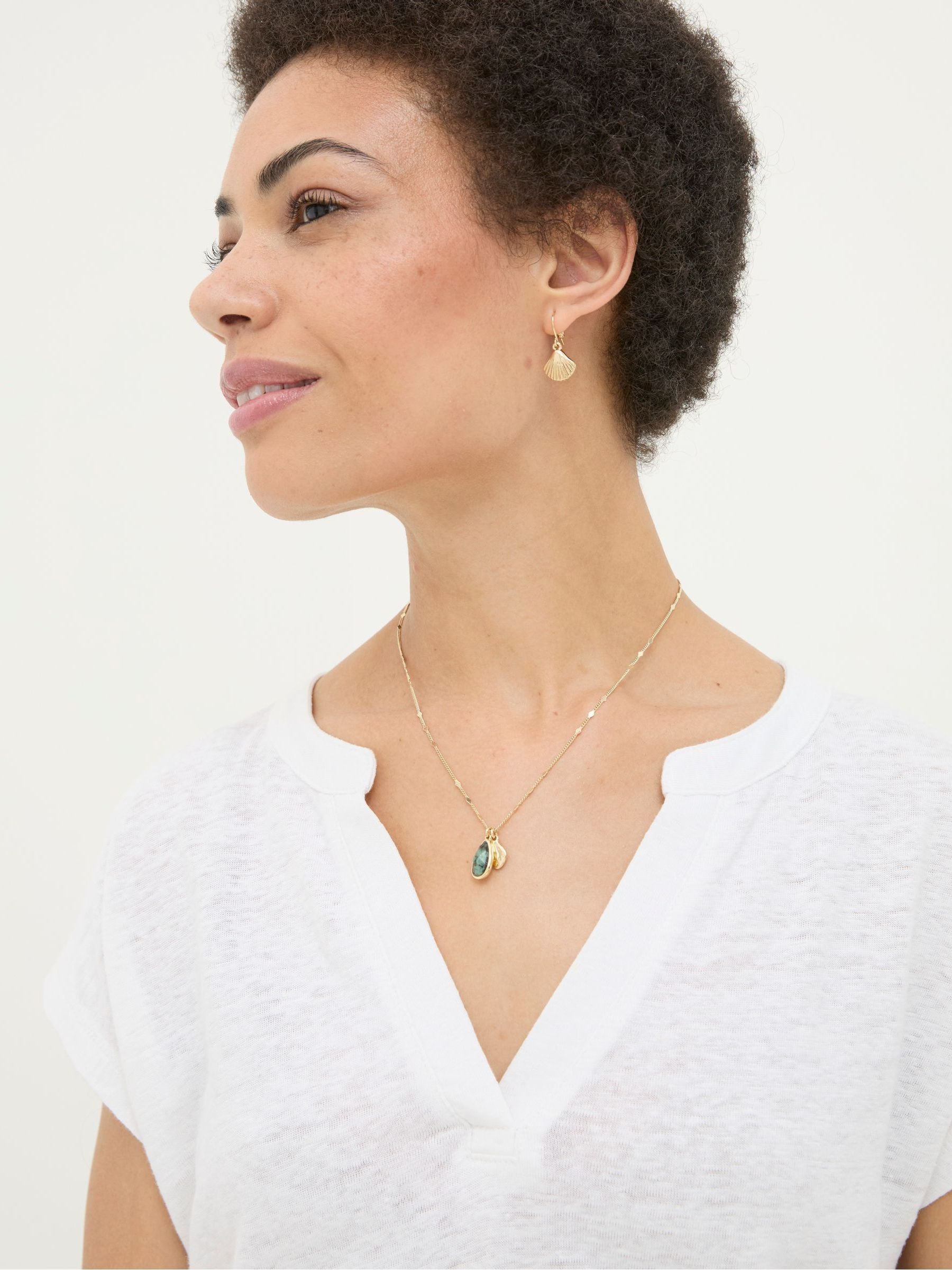 White Linen Notch Neck Top - Image 8 of 9