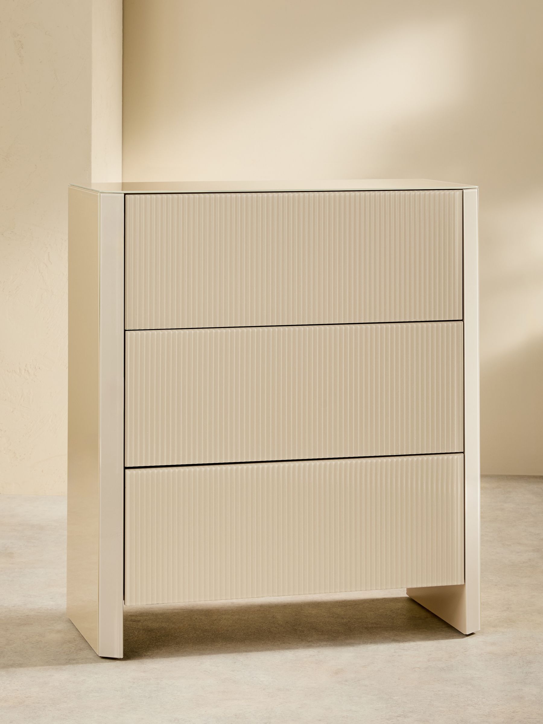 Eleni 3 Drawer Chest of Drawers in Ecru White - Image 4 of 4