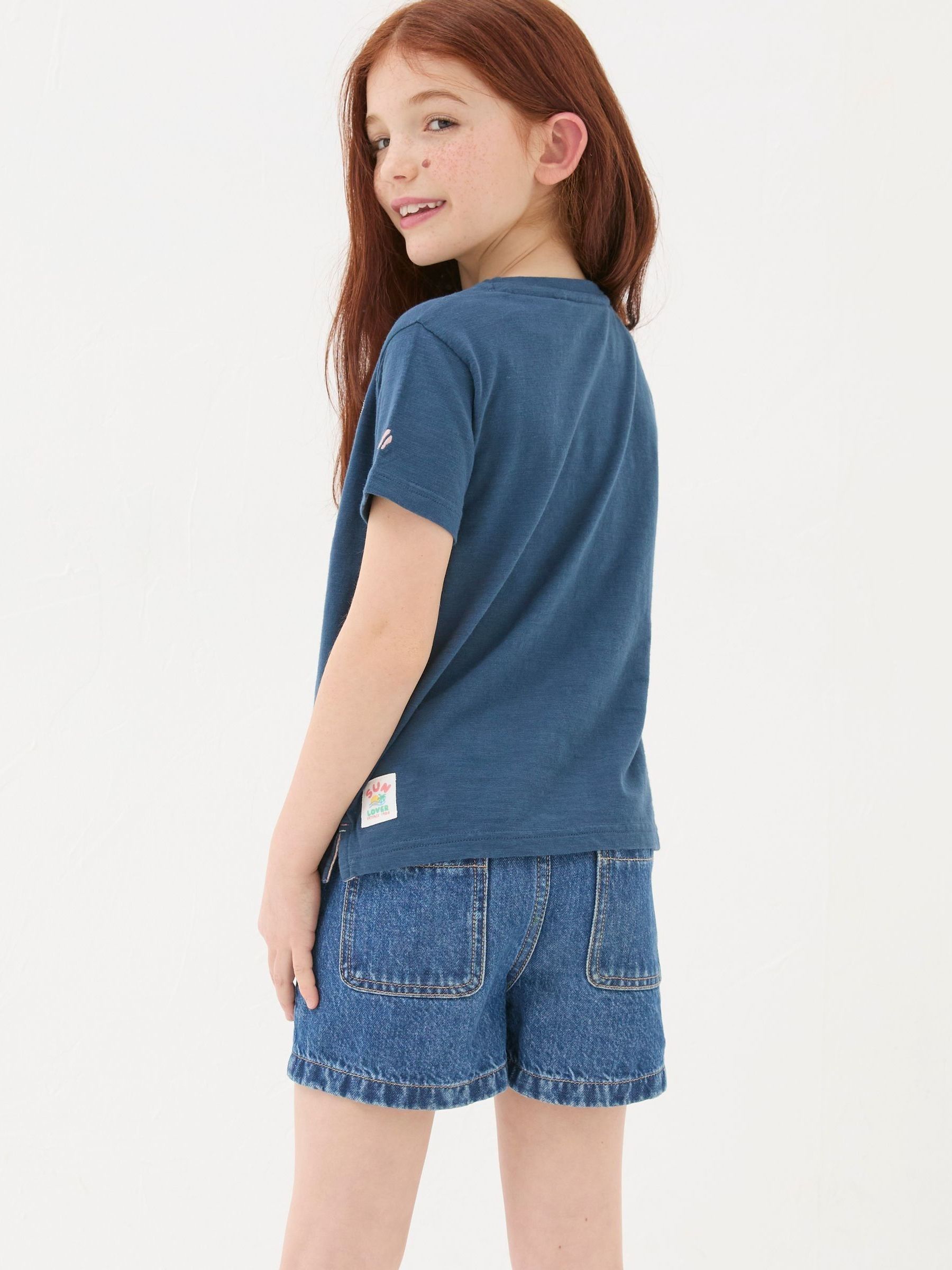 Blue Star Fish Graphic T-Shirt - Image 2 of 4