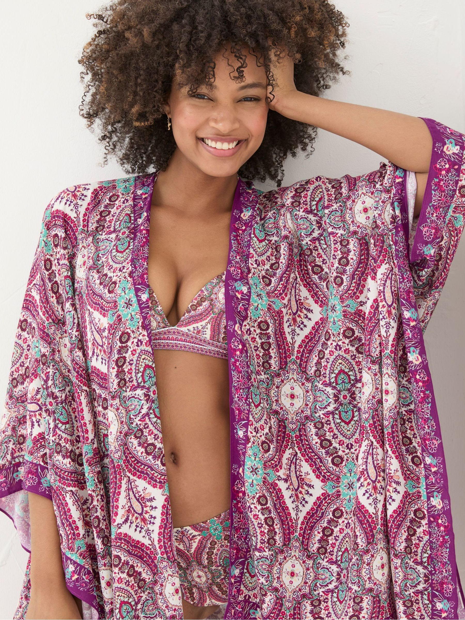 Haveli Multi Hues Short Kimono - Image 3 of 5