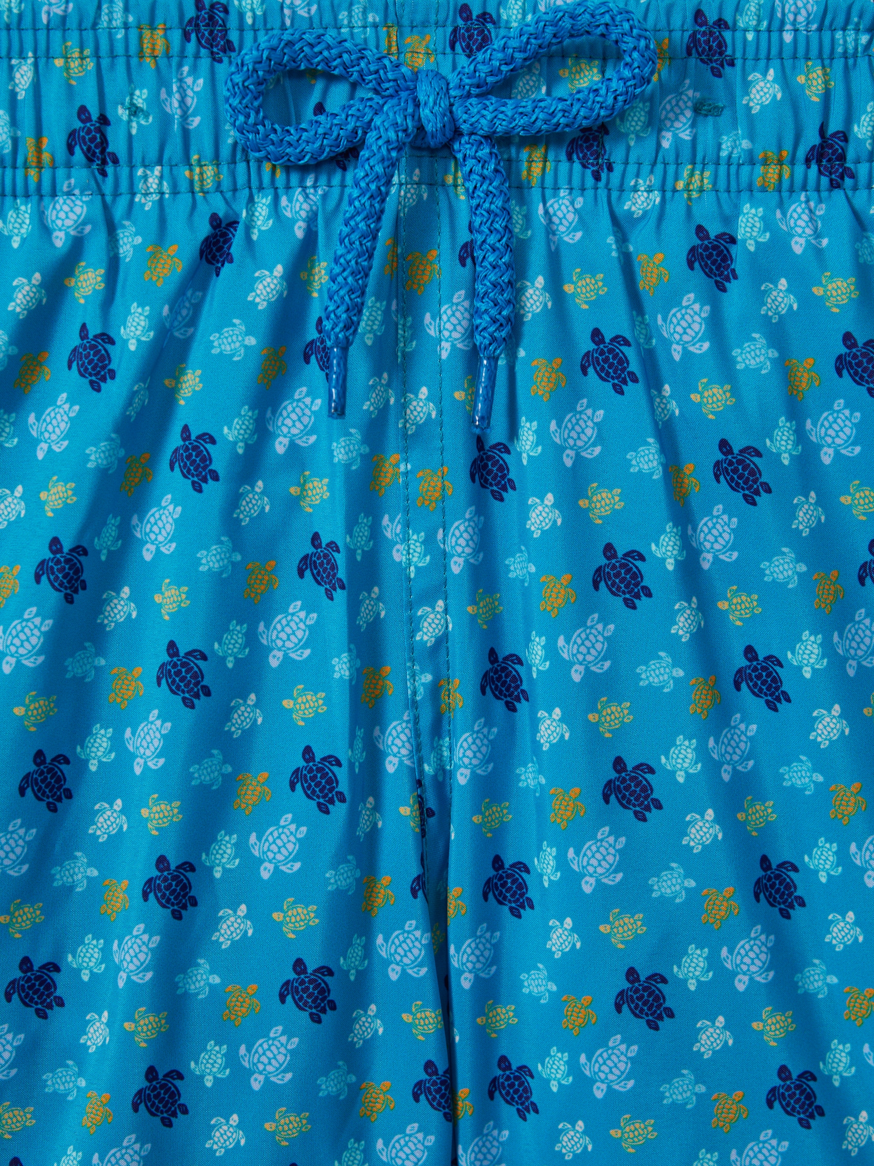 Vilebrequin Foldable Turtle Print Swim Shorts in Bleu Hawai - Image 2 of 2