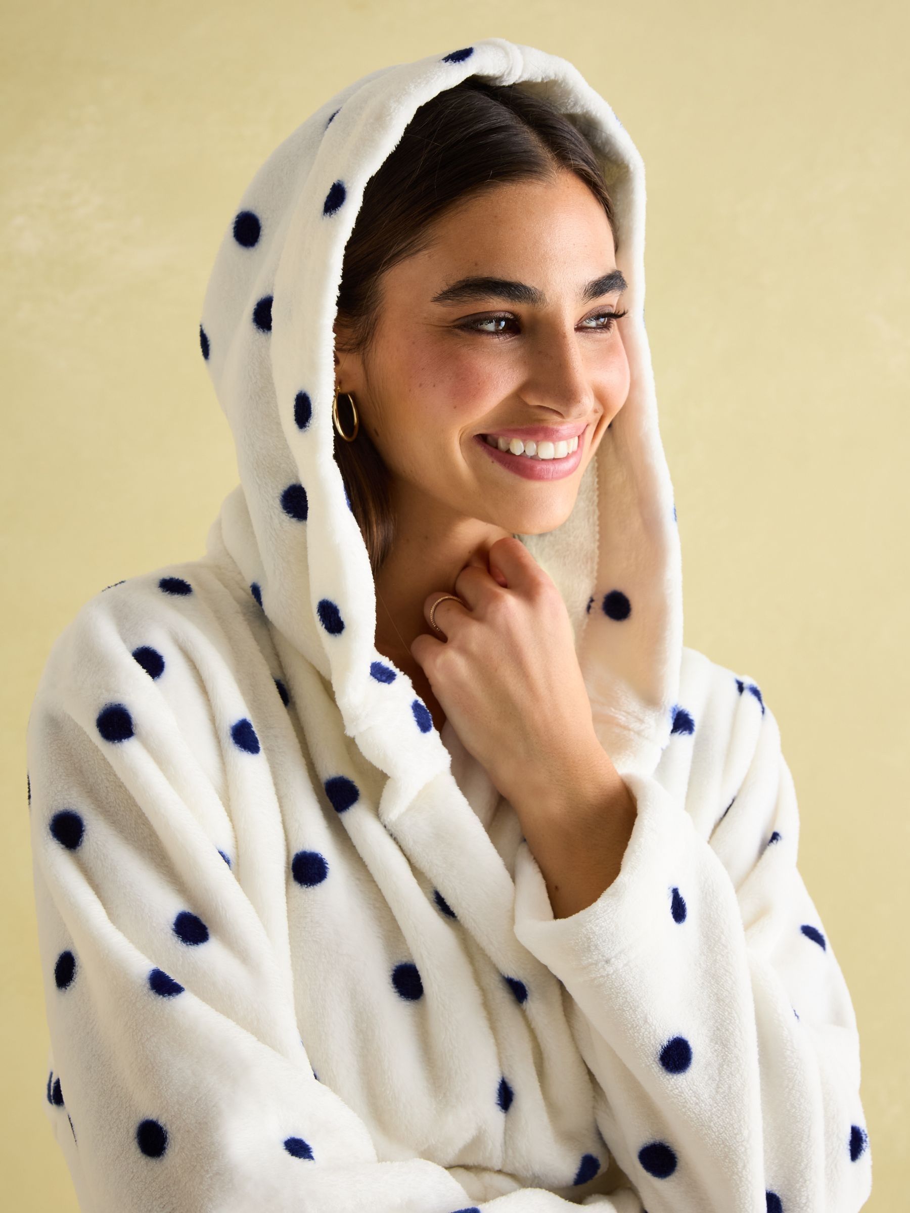 Luna Cream Fleece Dressing Gown with Hood - Image 4 of 6