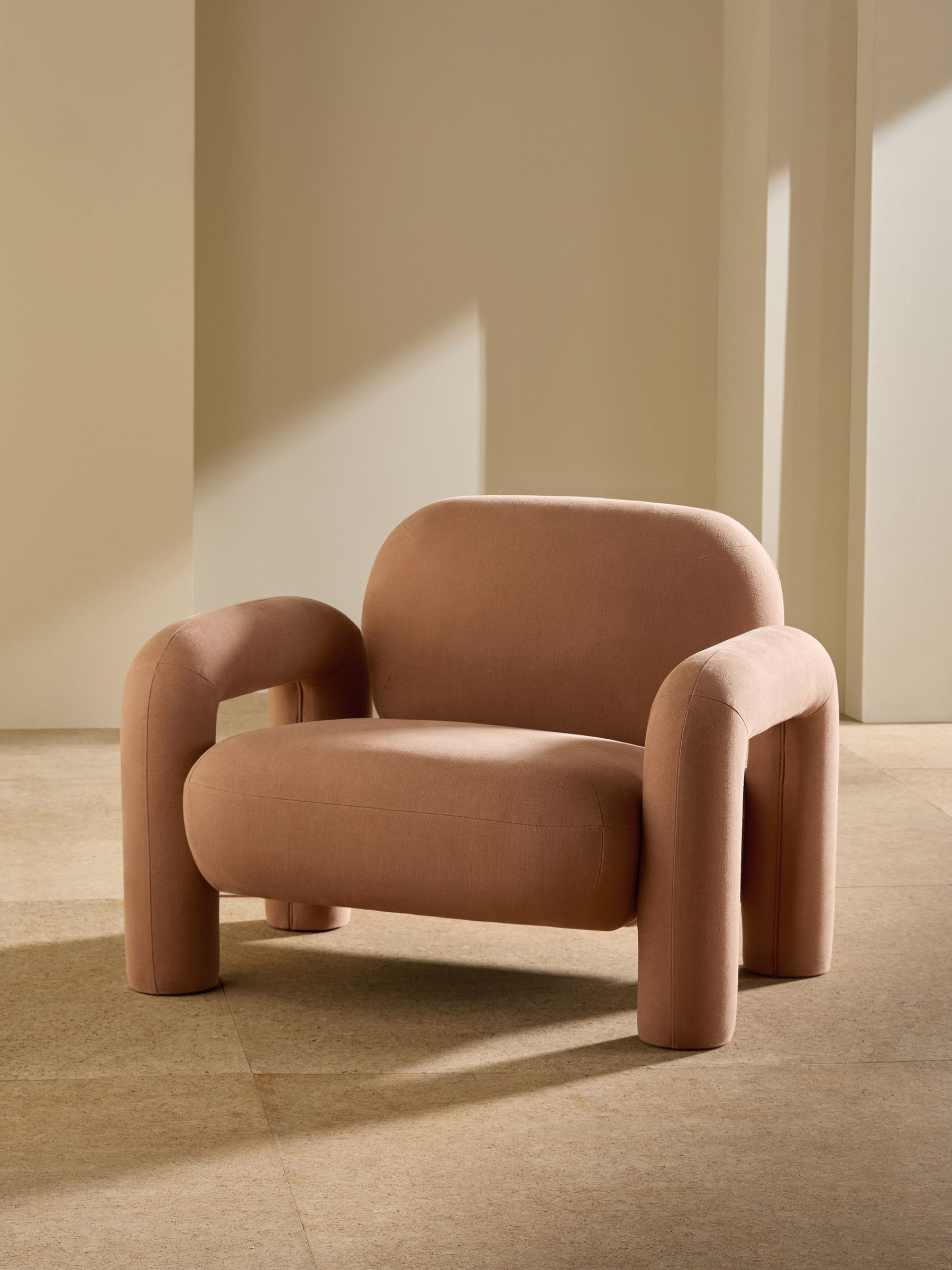 Bobo Accent Chair in Velvet in Tea Rose Pink