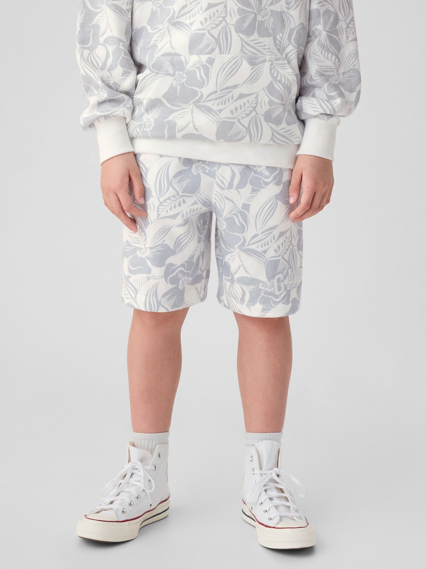 White Cotton Logo Pull On Shorts (4-13yrs) - Image 3 of 5