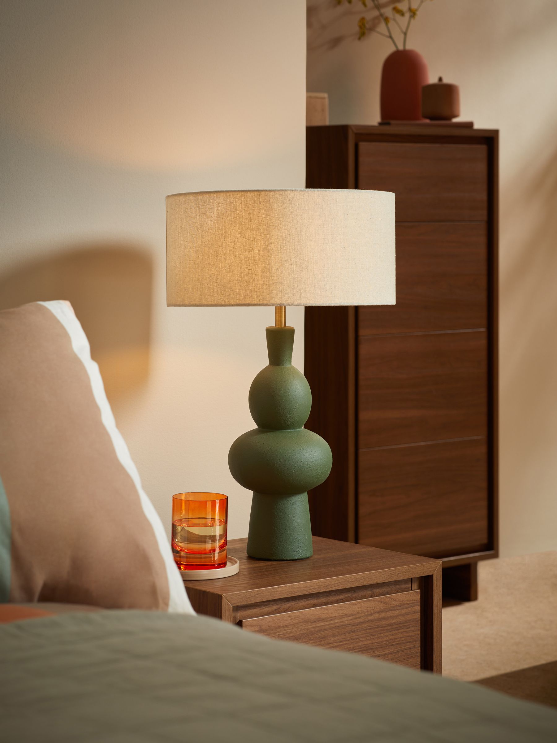 Freyja Ceramic Table Lamp in Green - Image 1 of 6