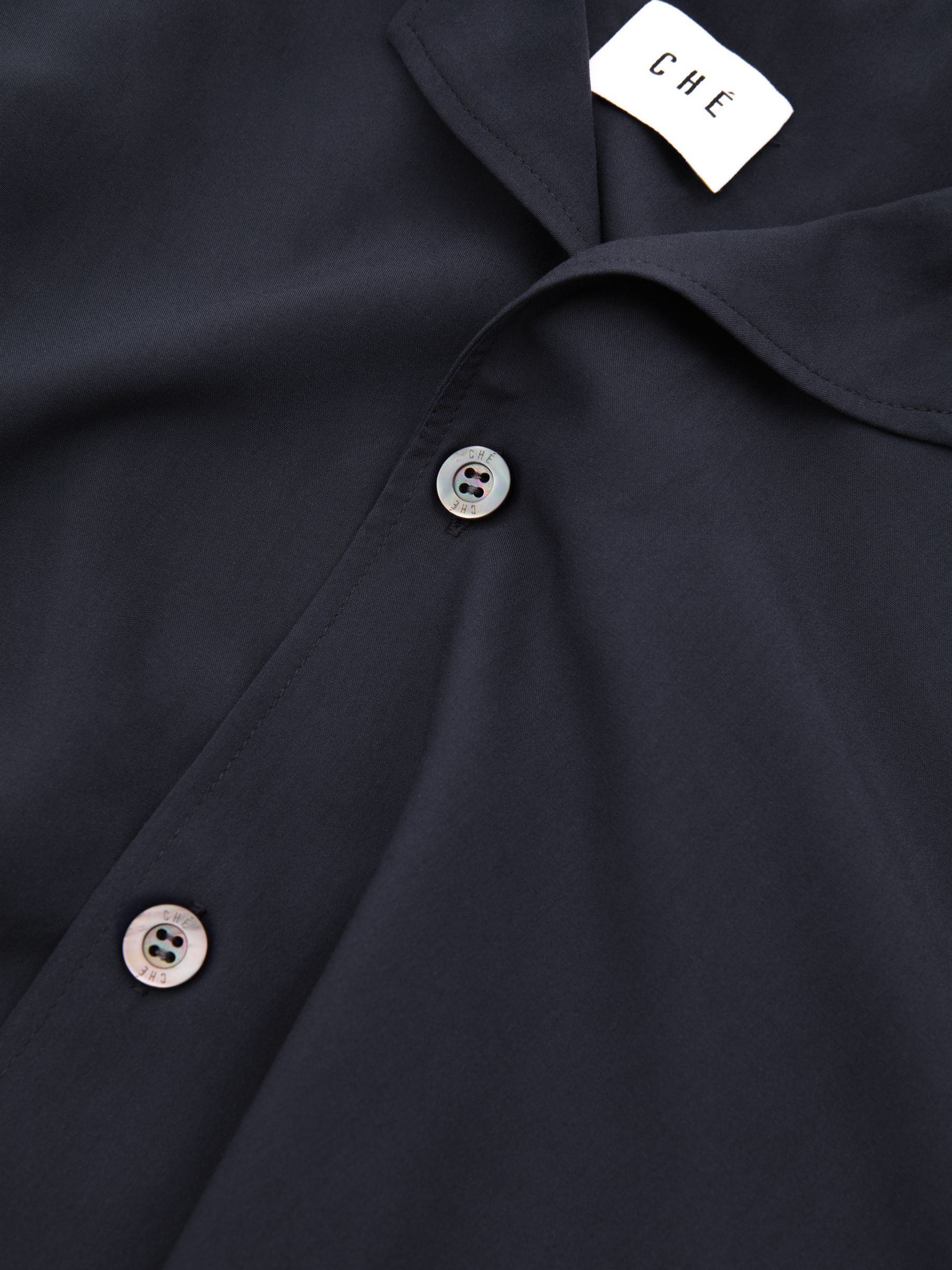 Reiss | Ché Cuff Detail Cuban Collar Shirt in Navy - Image 4 of 5
