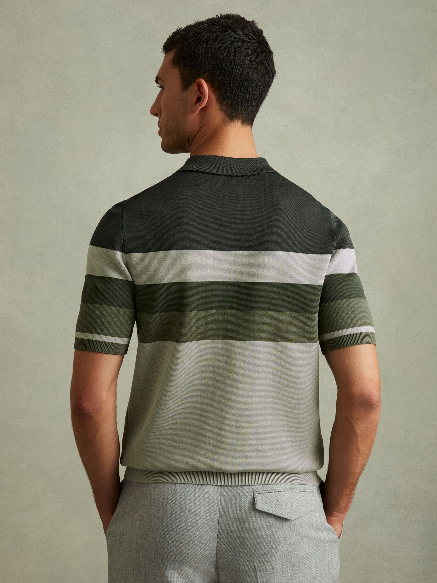 Knitted Colourblock Half-Zip Polo Shirt in Green - Image 4 of 5