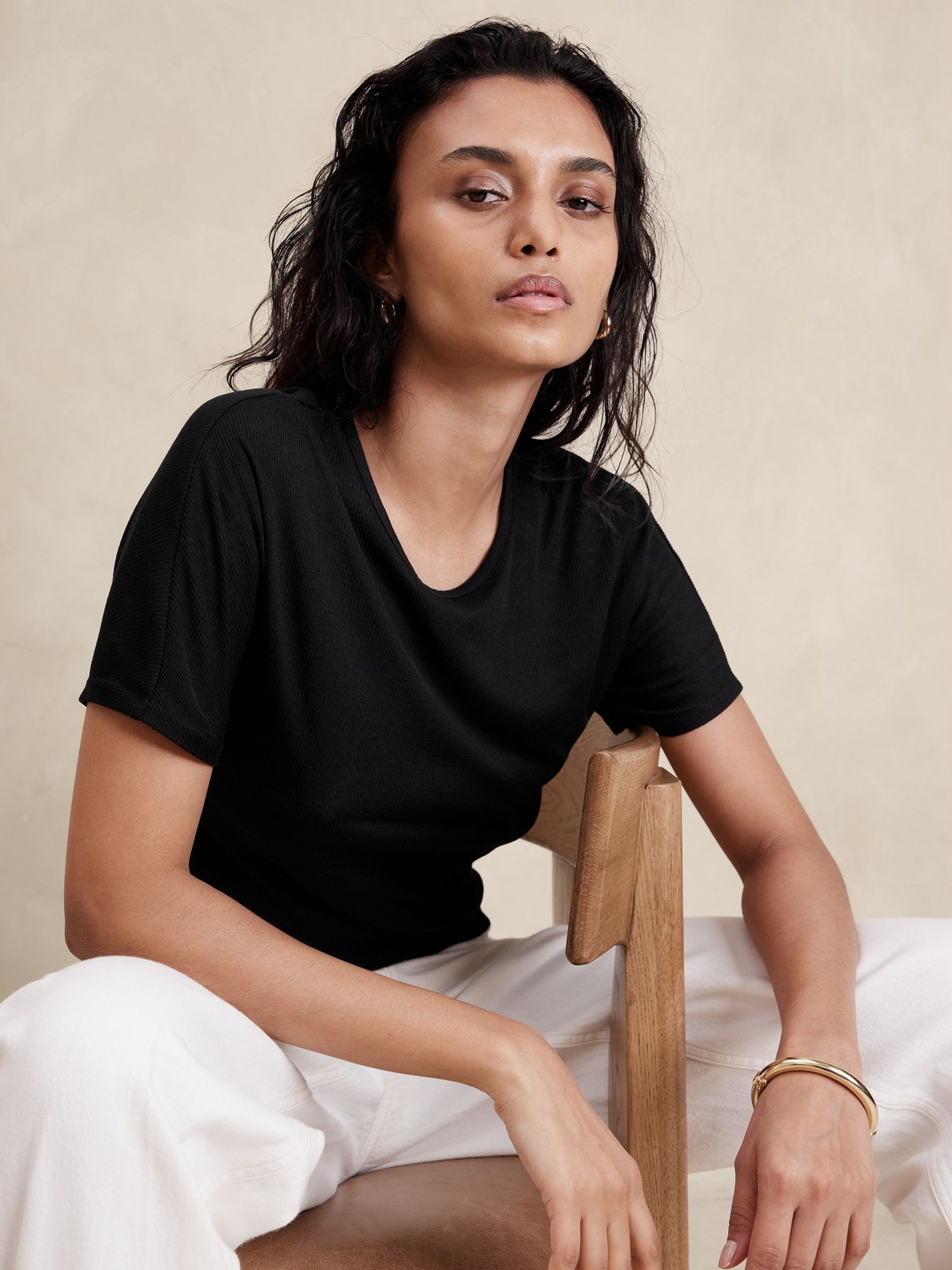 Banana Republic Black Sheer Ribbed Crew Neck T-Shirt - Image 1 of 1