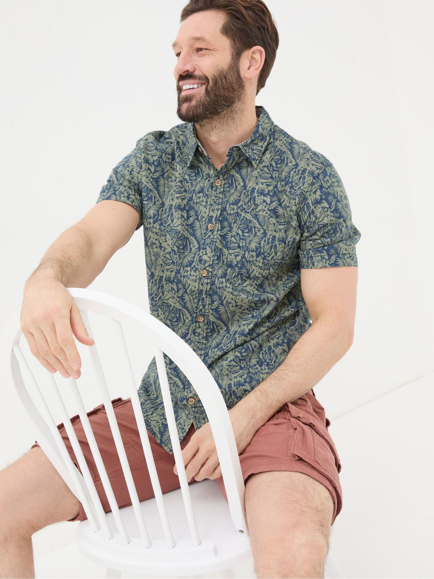 Green Short Sleeve Jungle Print Shirt - Image 4 of 5