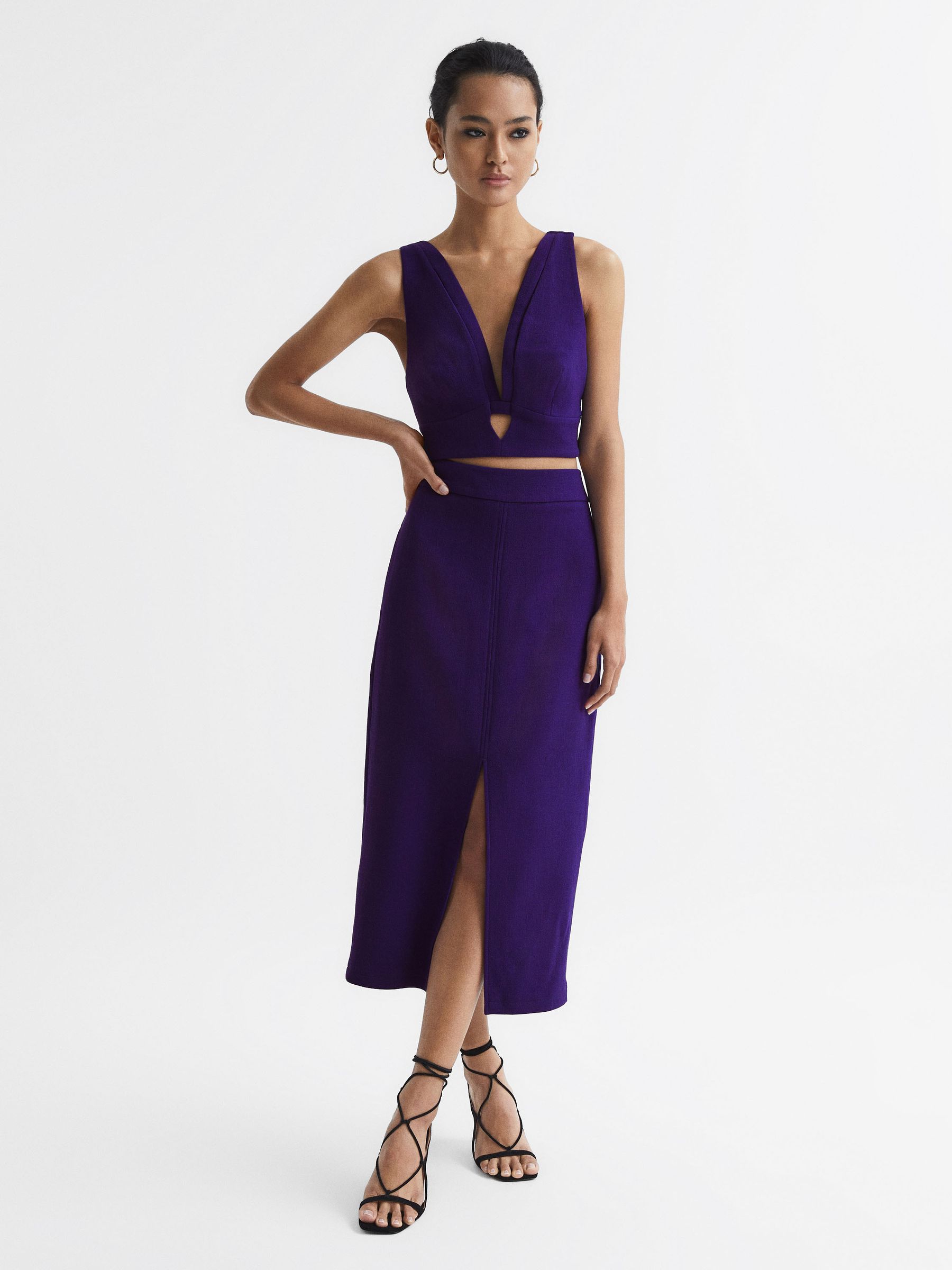 Deep V-Neck Crop Top in Purple - Image 3 of 6