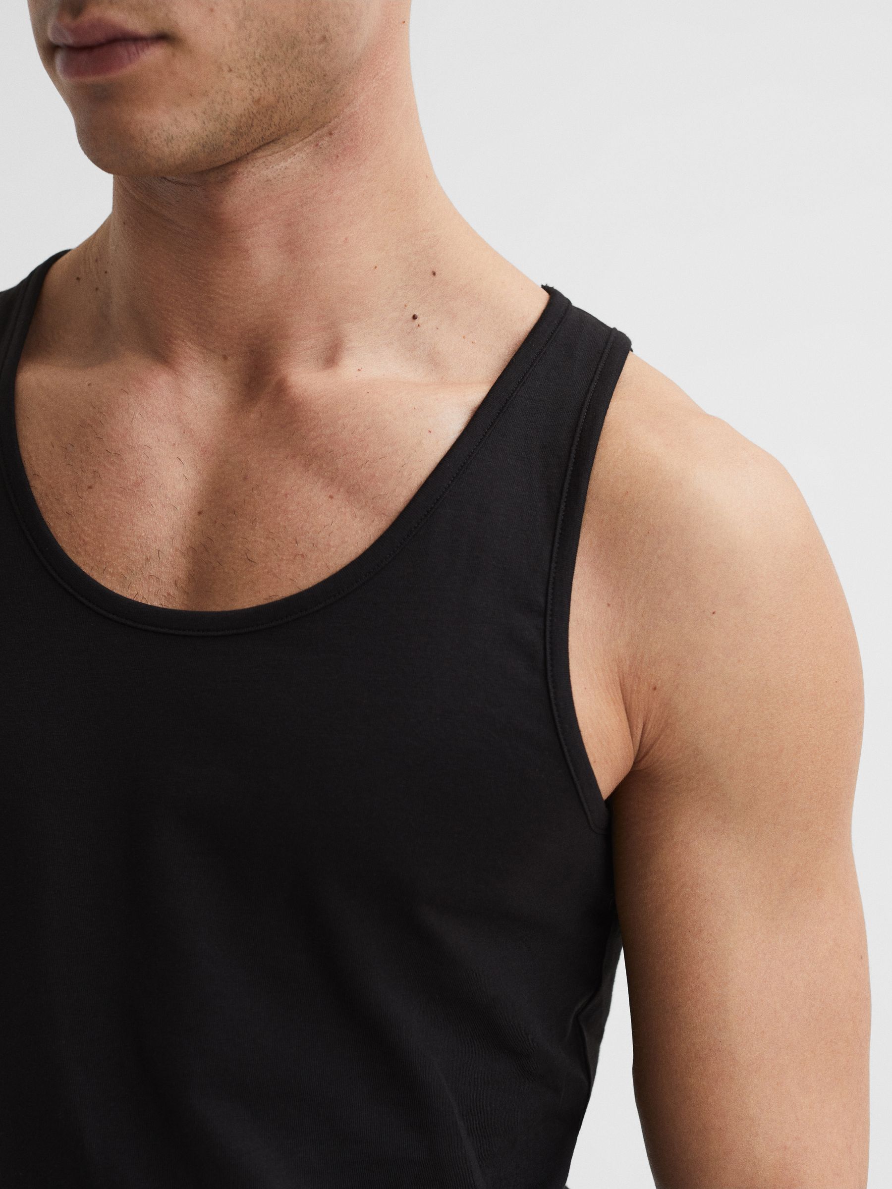 Cotton Stretch Vest in Black - Image 4 of 6