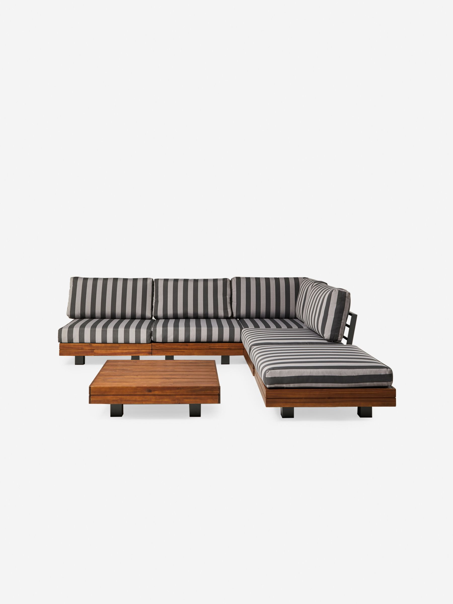 Avarna Garden Corner Lounge Set in Stripe - Image 7 of 9