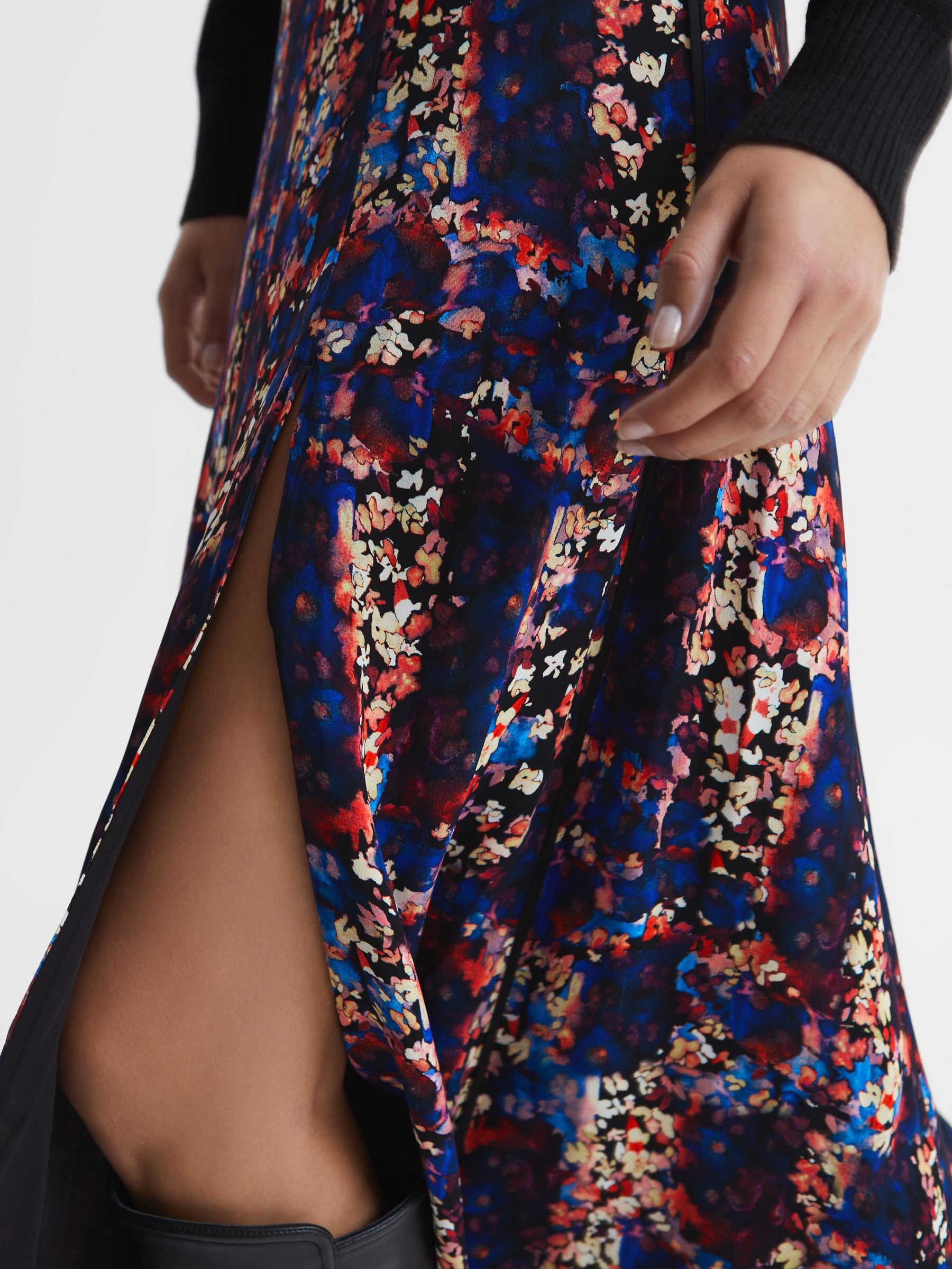 Abstract Floral Slip Skirt in Black - Image 3 of 5