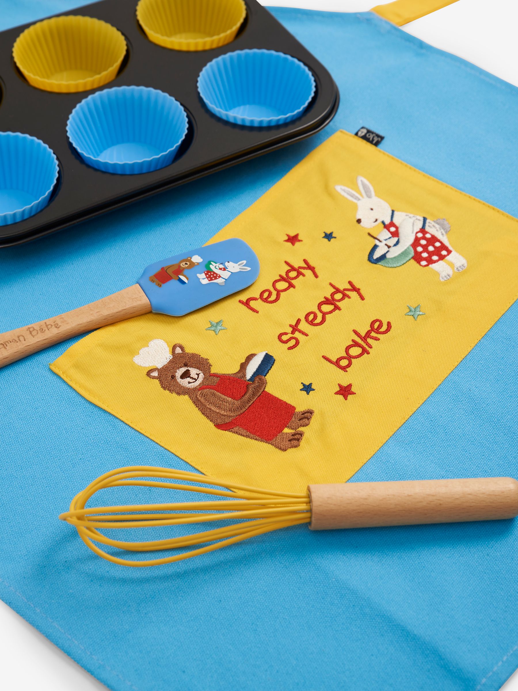 Cupcake Baking Set - Image 2 of 5