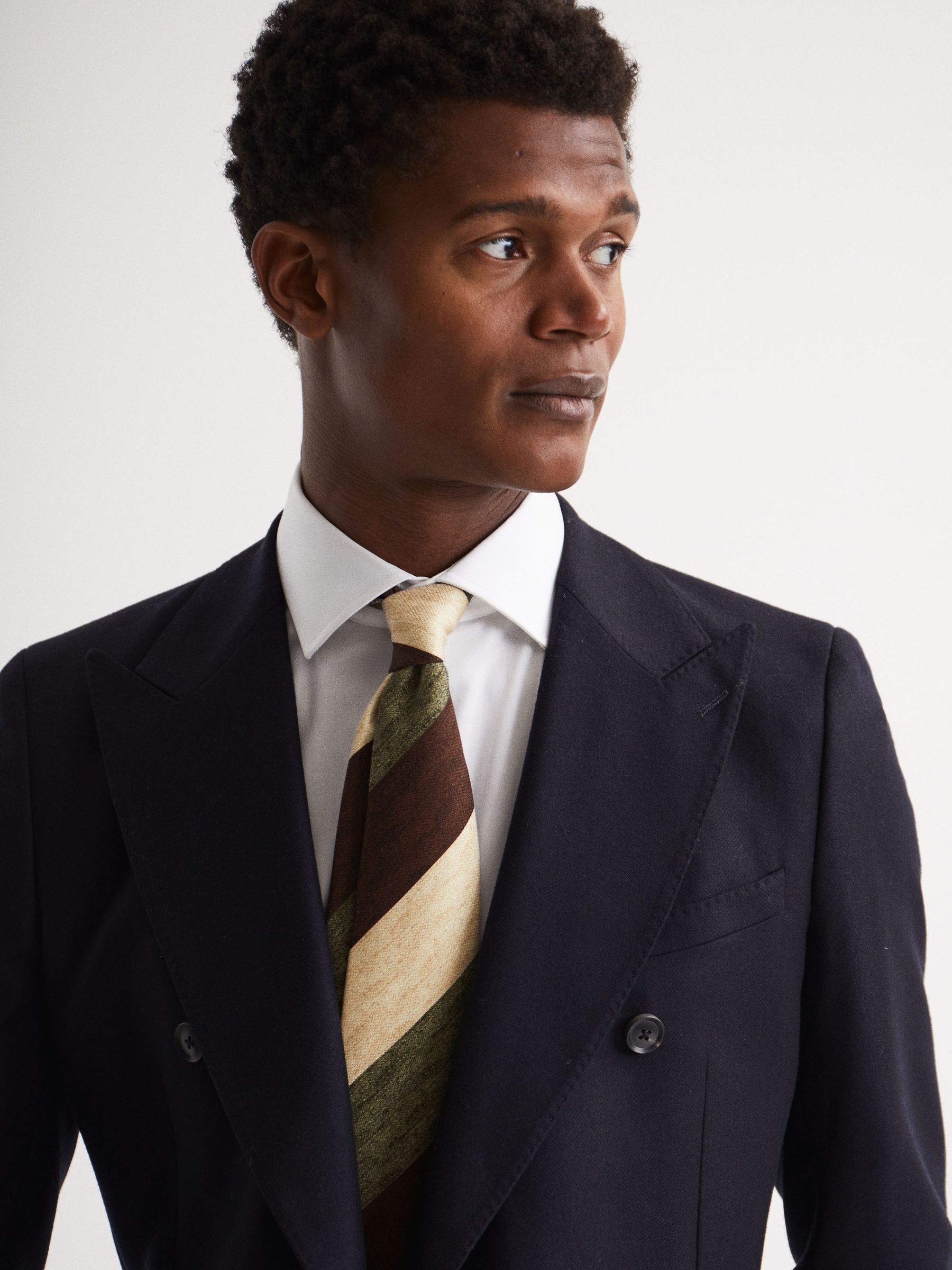 Club Print Silk Tie in Green - Image 2 of 5