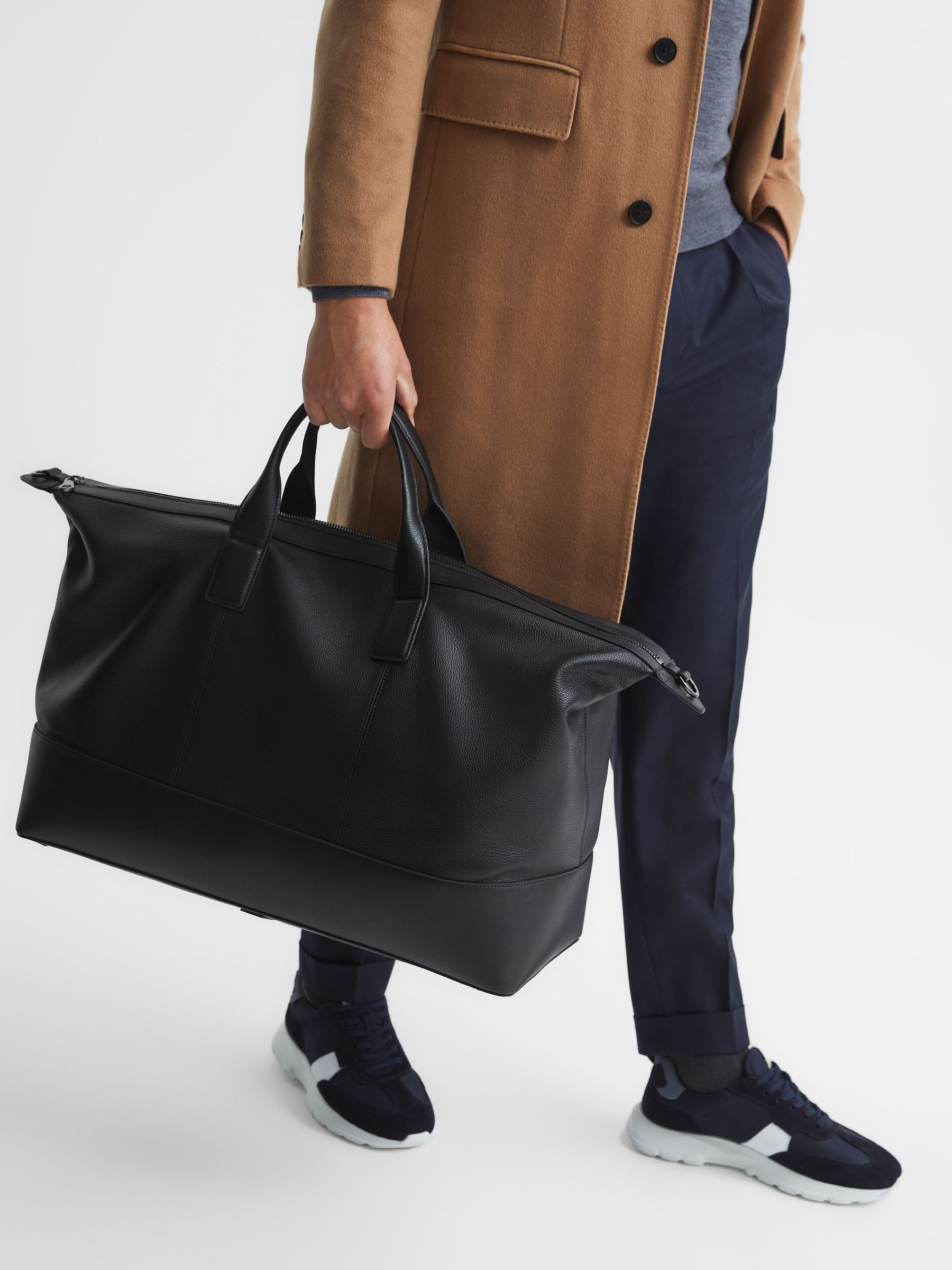 Leather Travel Bag in Black - Image 3 of 7