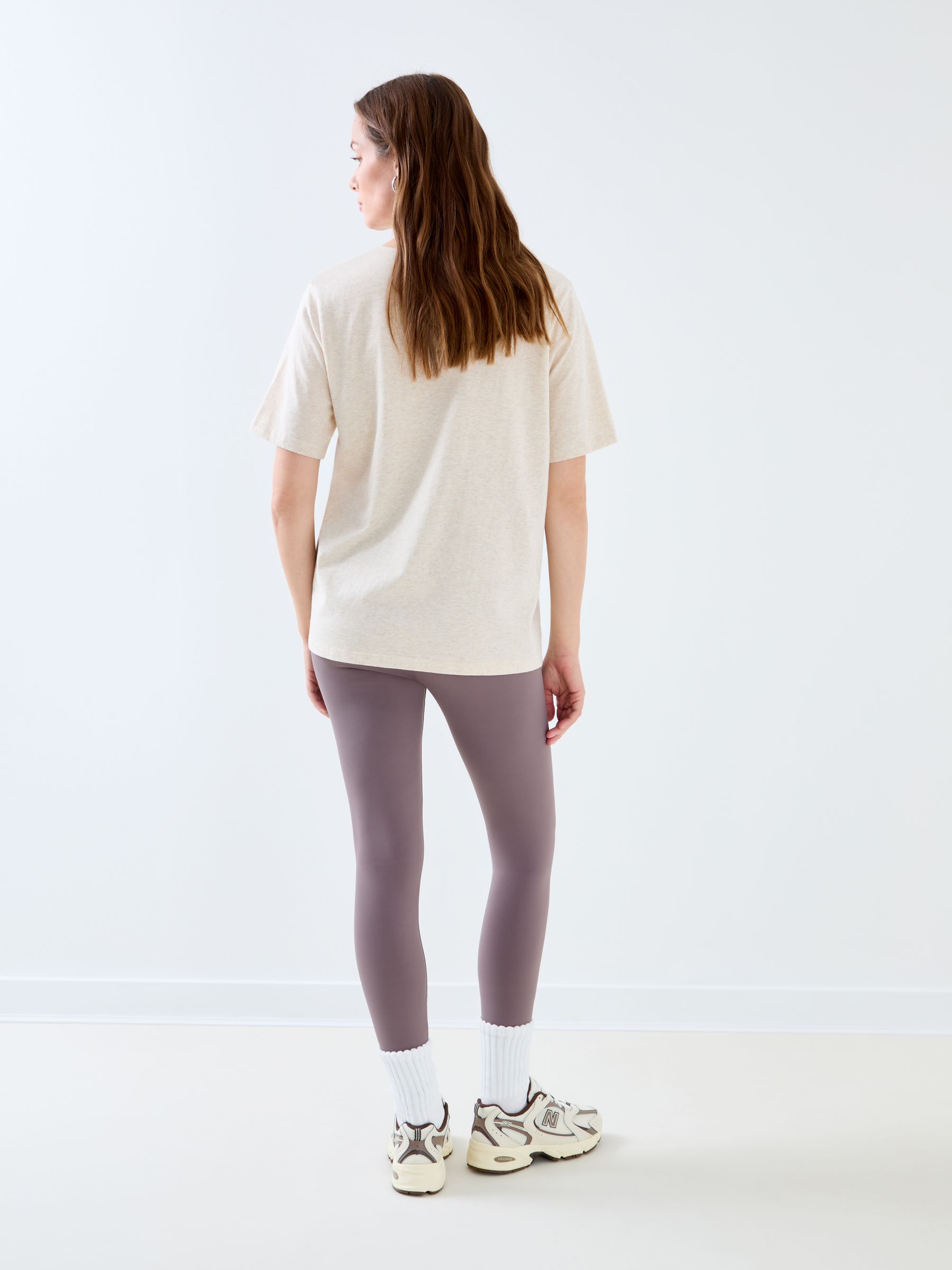Plum Super Soft Seamless Maternity Leggings - Image 4 of 4