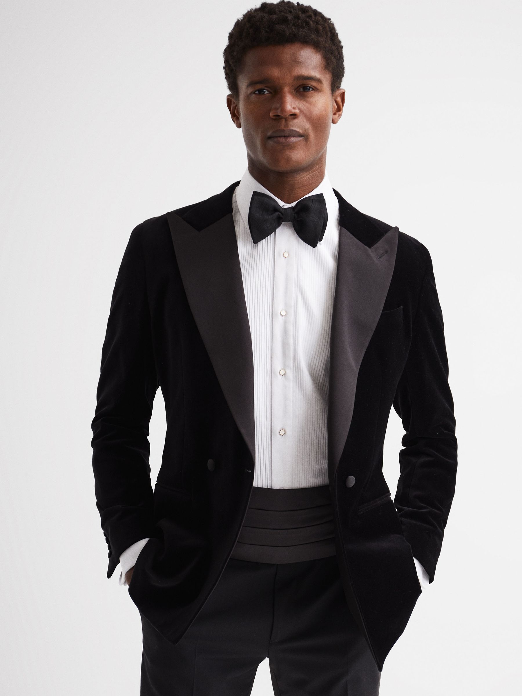 Silk Cummerbund in Black - Image 3 of 5