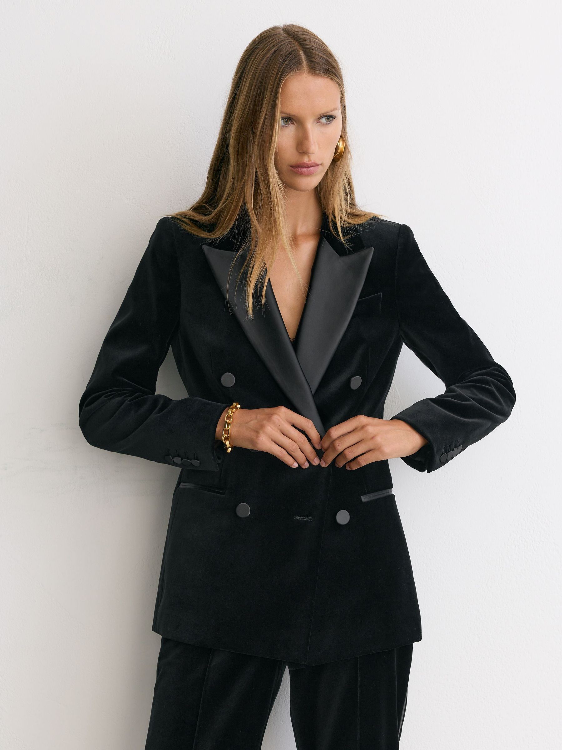 Blazer de smoking à double boutonnage en velours noir - Image 4 de 9