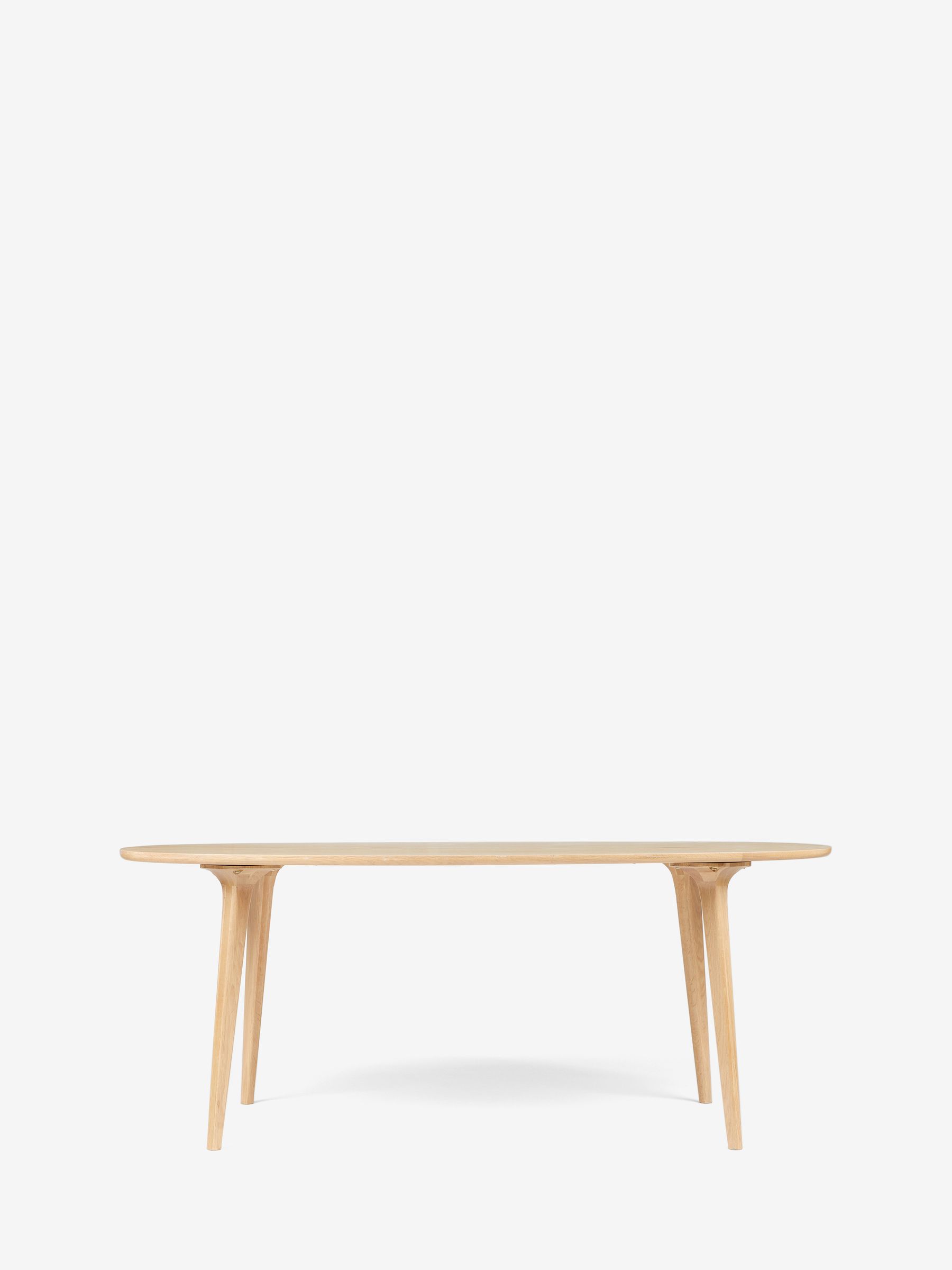 Jasper Conran London Brown Oval 4 to 6 Seater Bray Oak Dining Table - Image 5 of 6