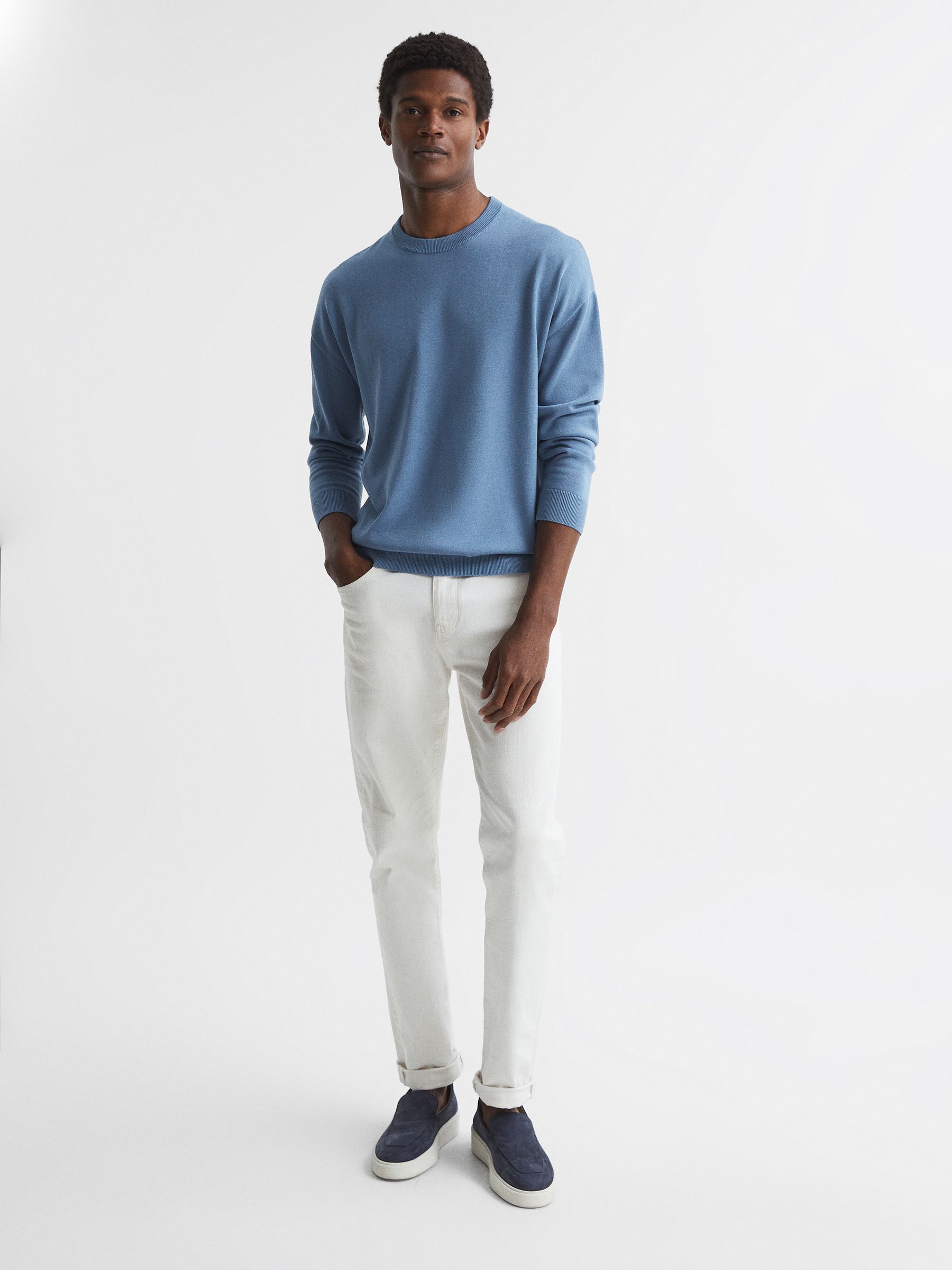 Drop Shoulder Crew Neck Jumper in Blue - Image 3 of 7