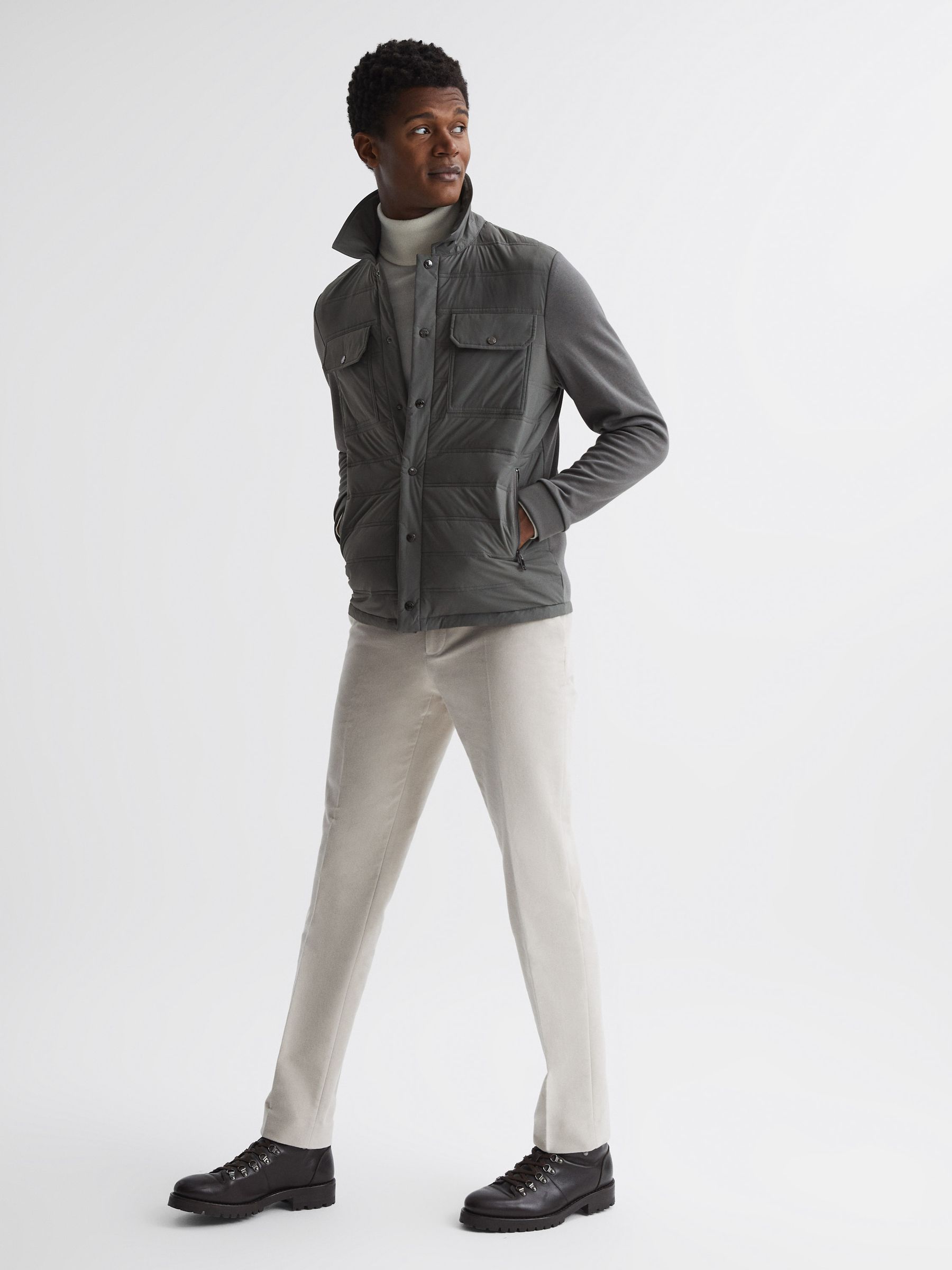 Long Sleeve Quilted Hybrid Jacket in Dark Green - Image 3 of 7