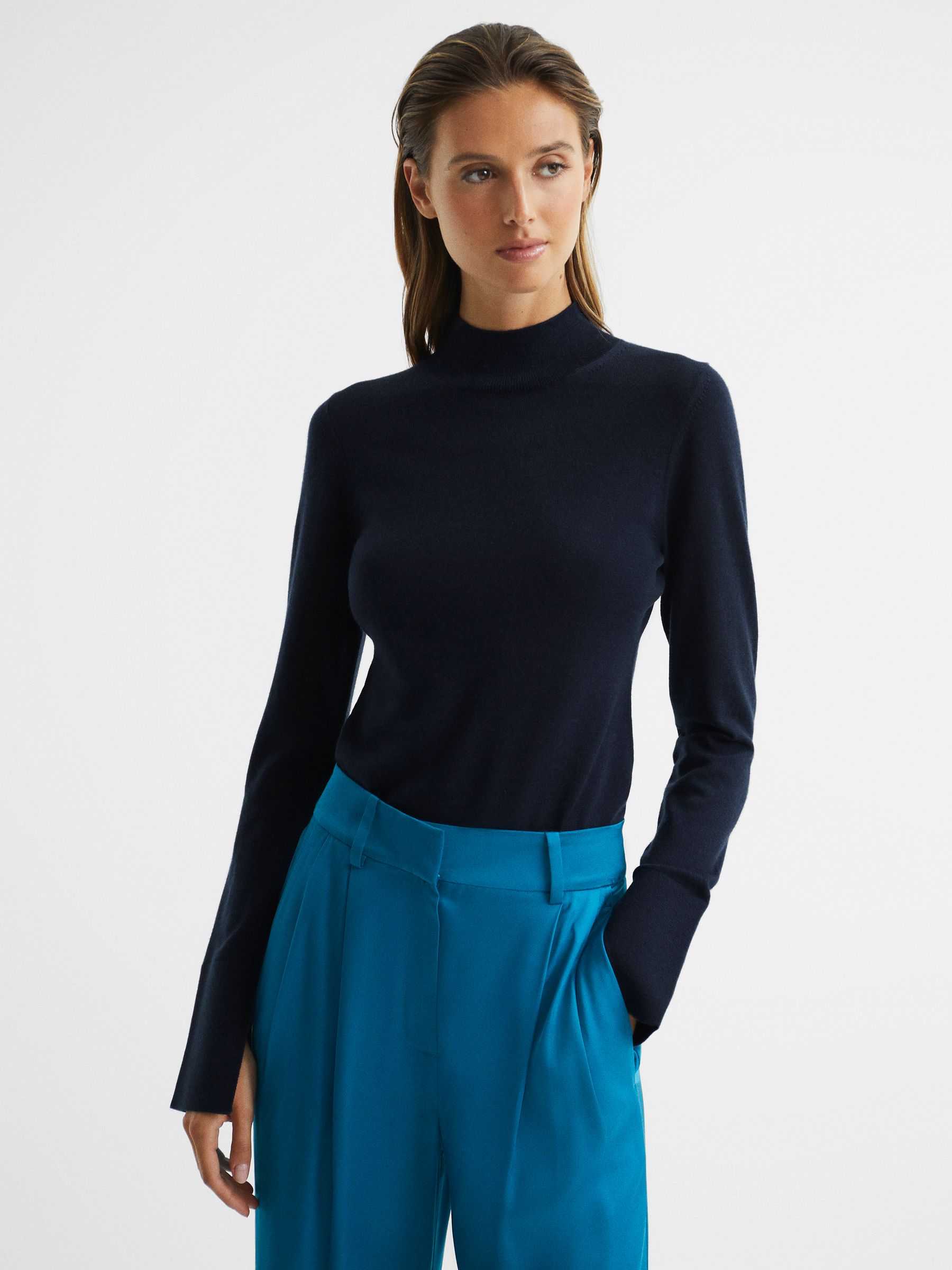 Merino Wool Split Sleeve Jumper in Navy - Image 4 of 6