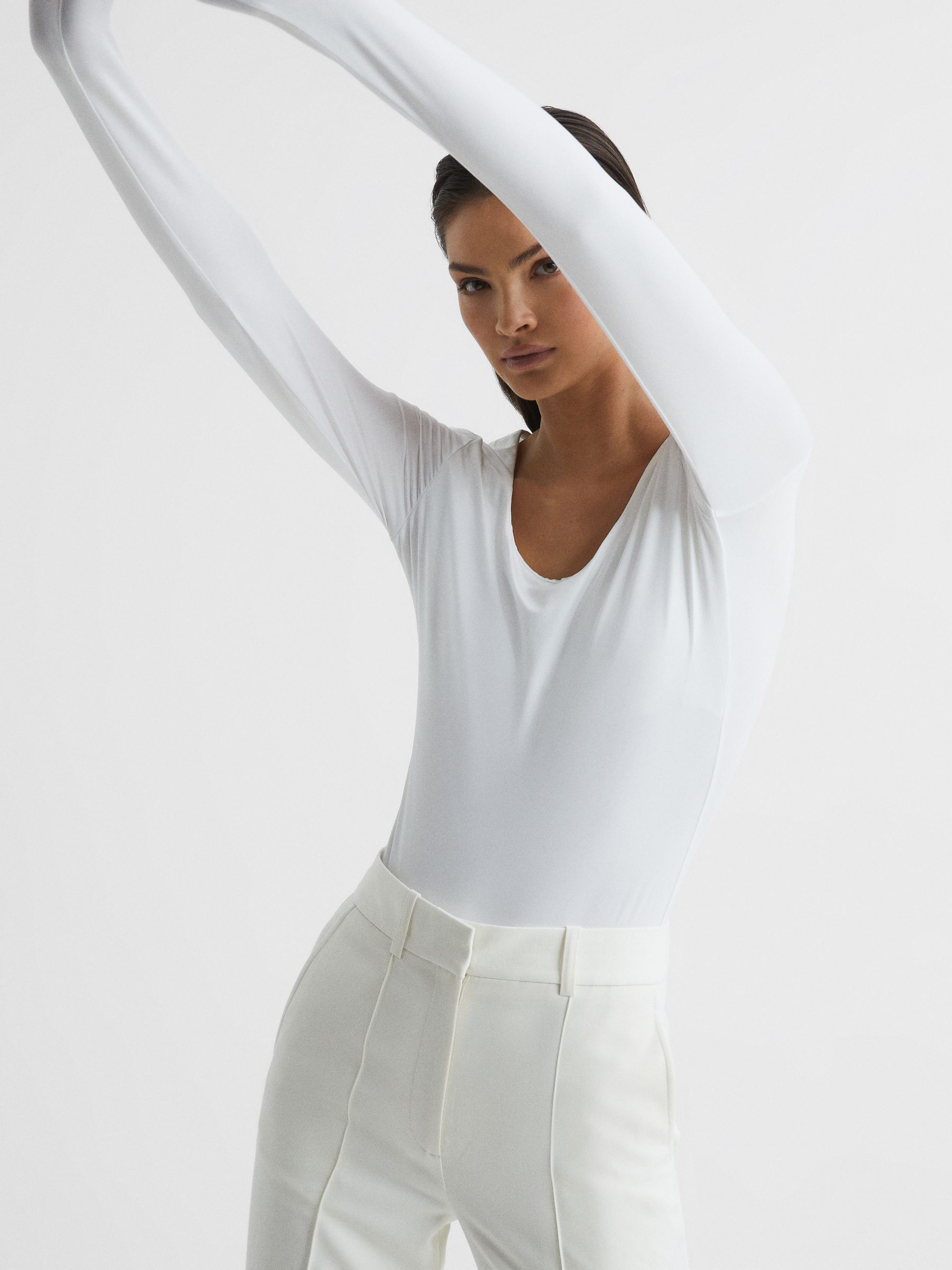 Long Sleeve Scoop Neck Body in White - Image 4 of 6