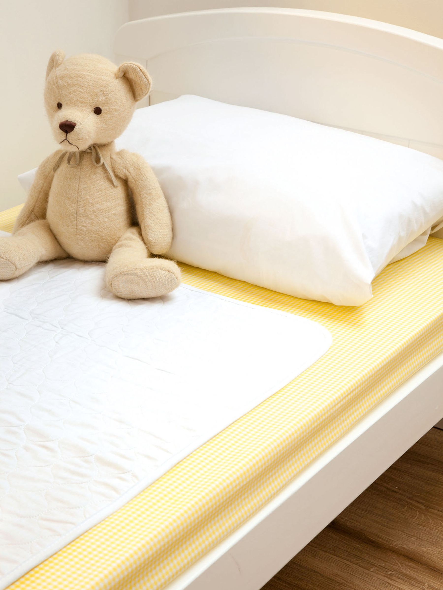 Wet Bed Mat in White - Image 1 of 3