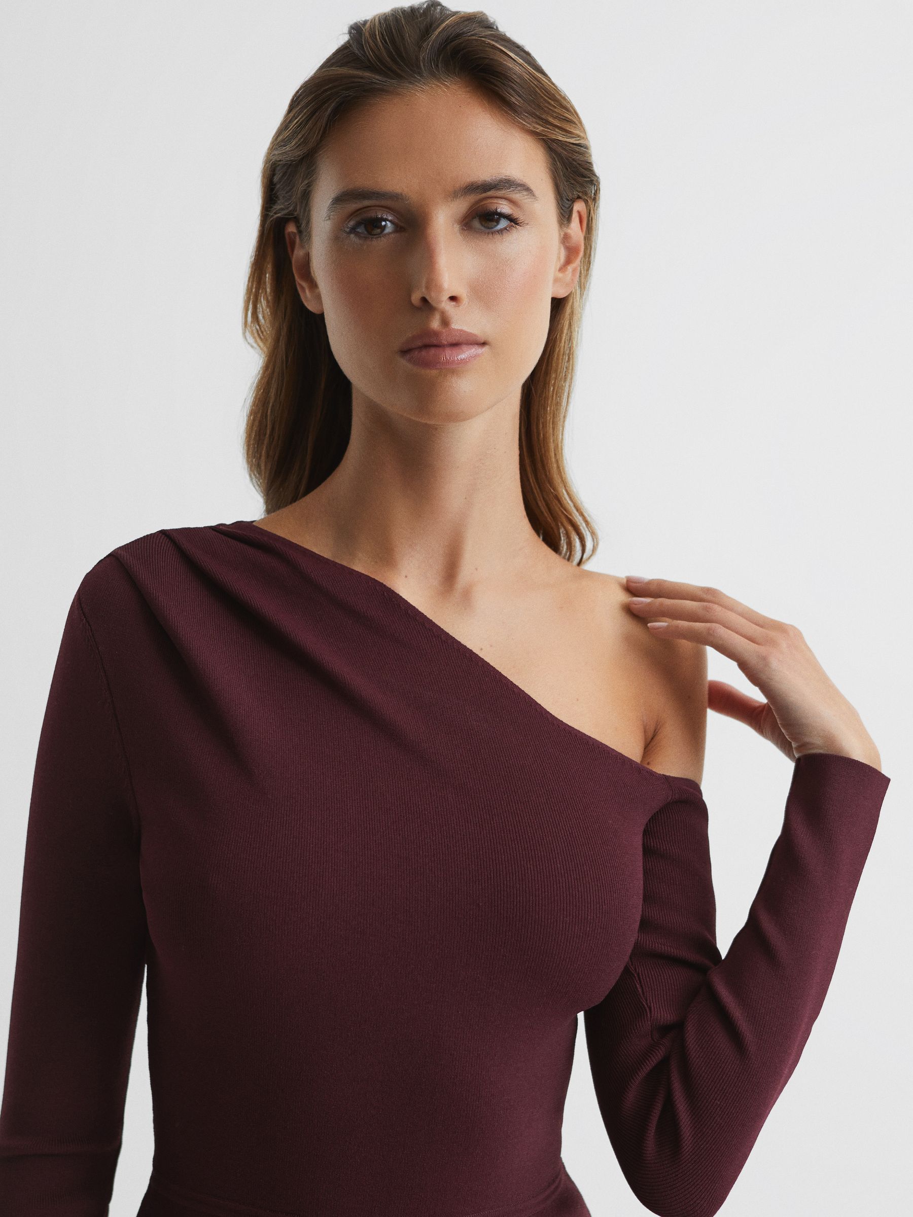 Knitted Bodycon Midi Dress in Burgundy - Image 4 of 6