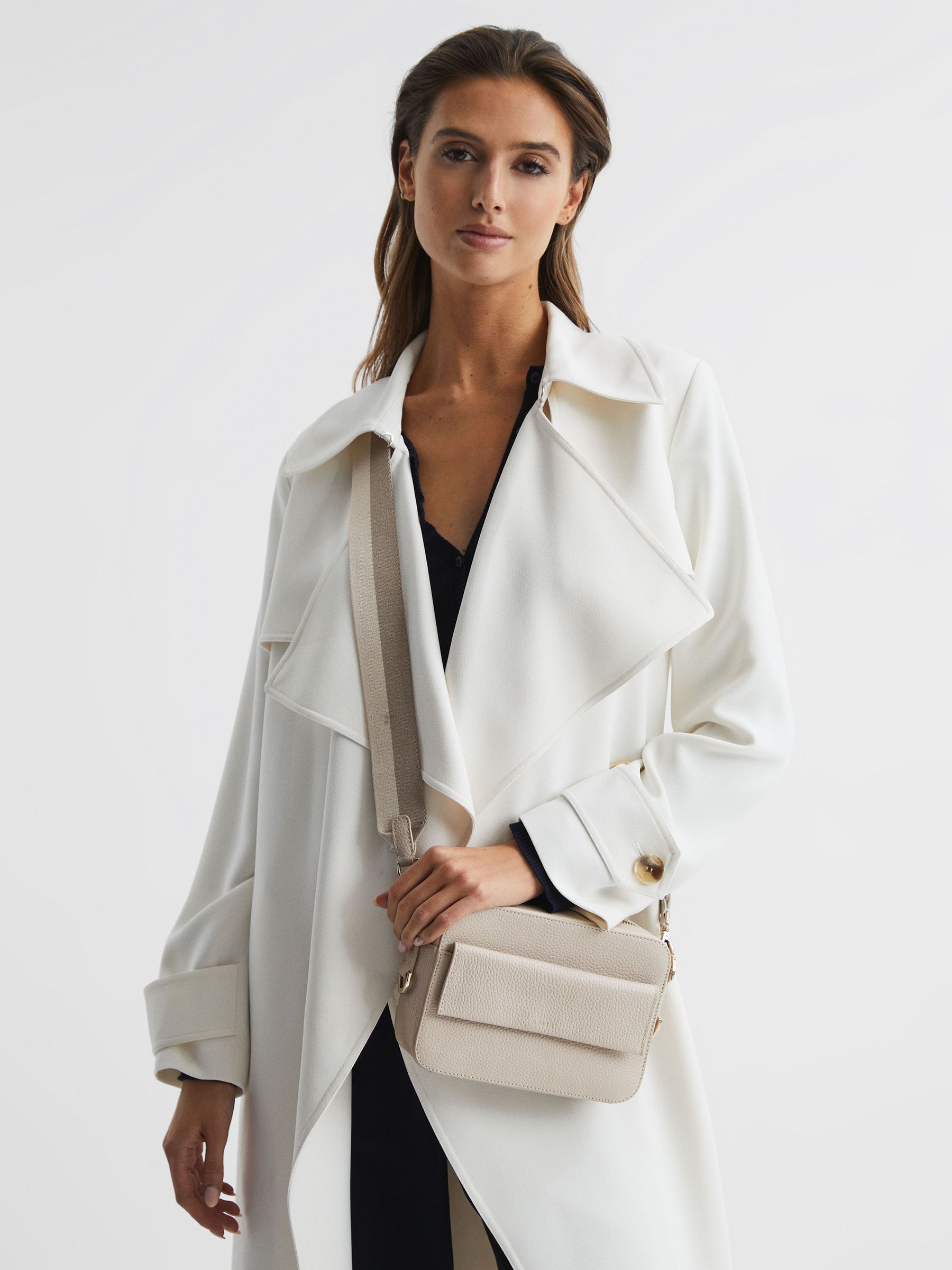 Leather Cross-Body Camera Bag in Off White - Image 2 of 5