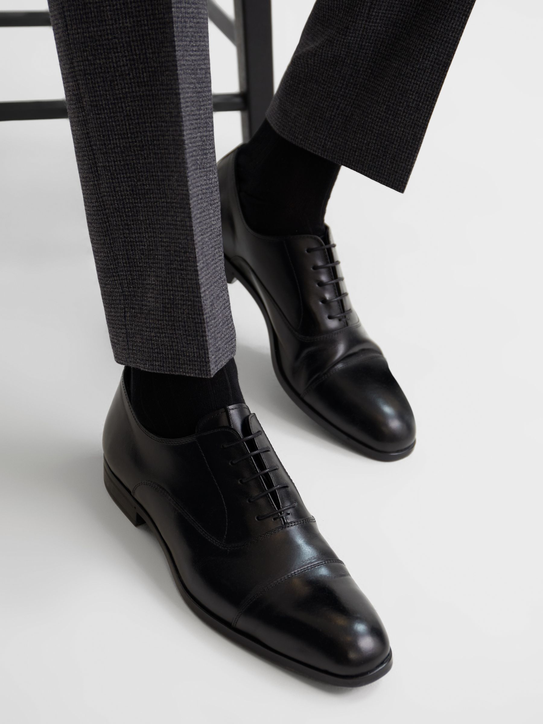 Leather Oxford Shoes in Black - Image 2 of 7