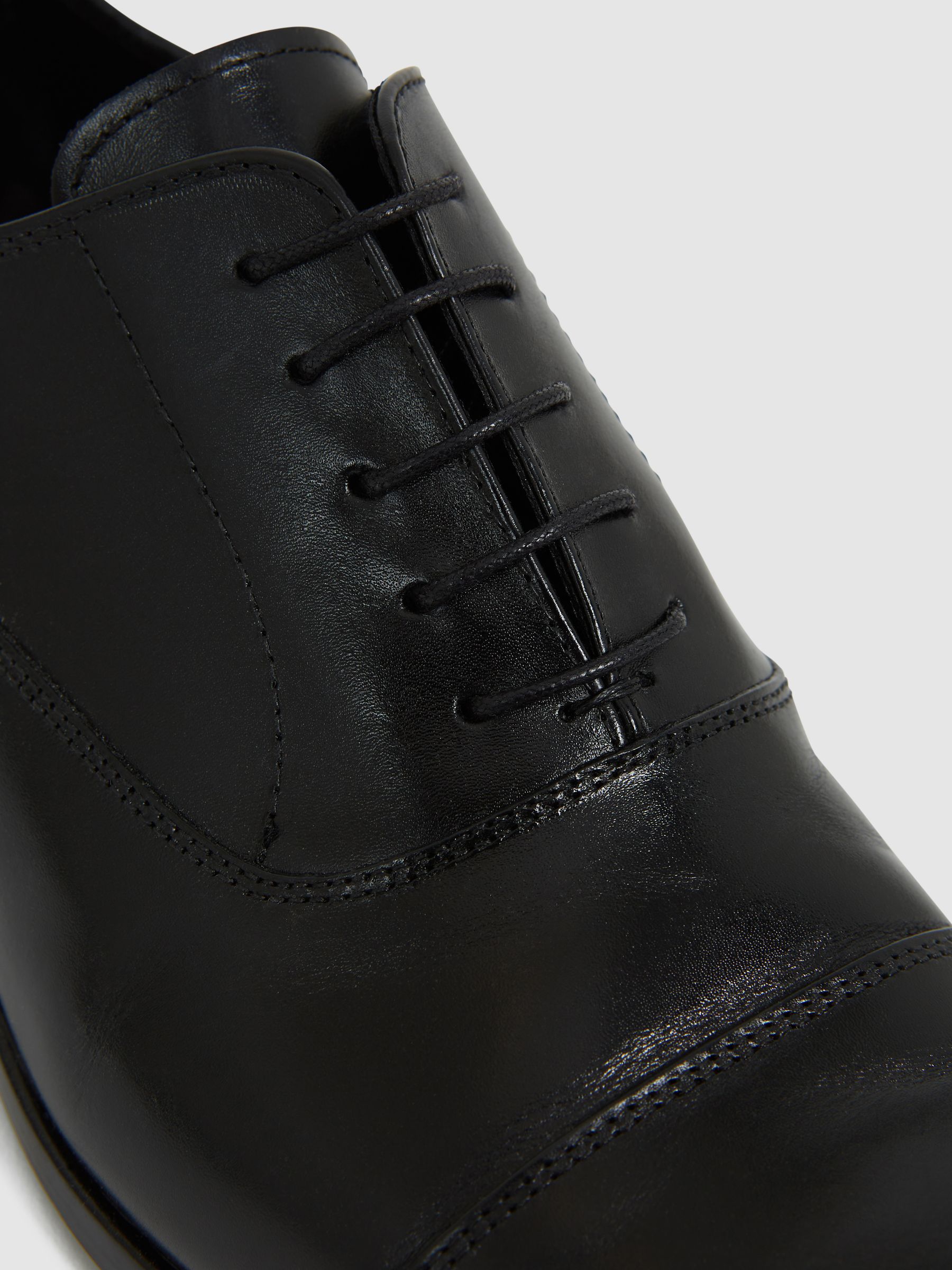 Leather Oxford Shoes in Black - Image 5 of 7