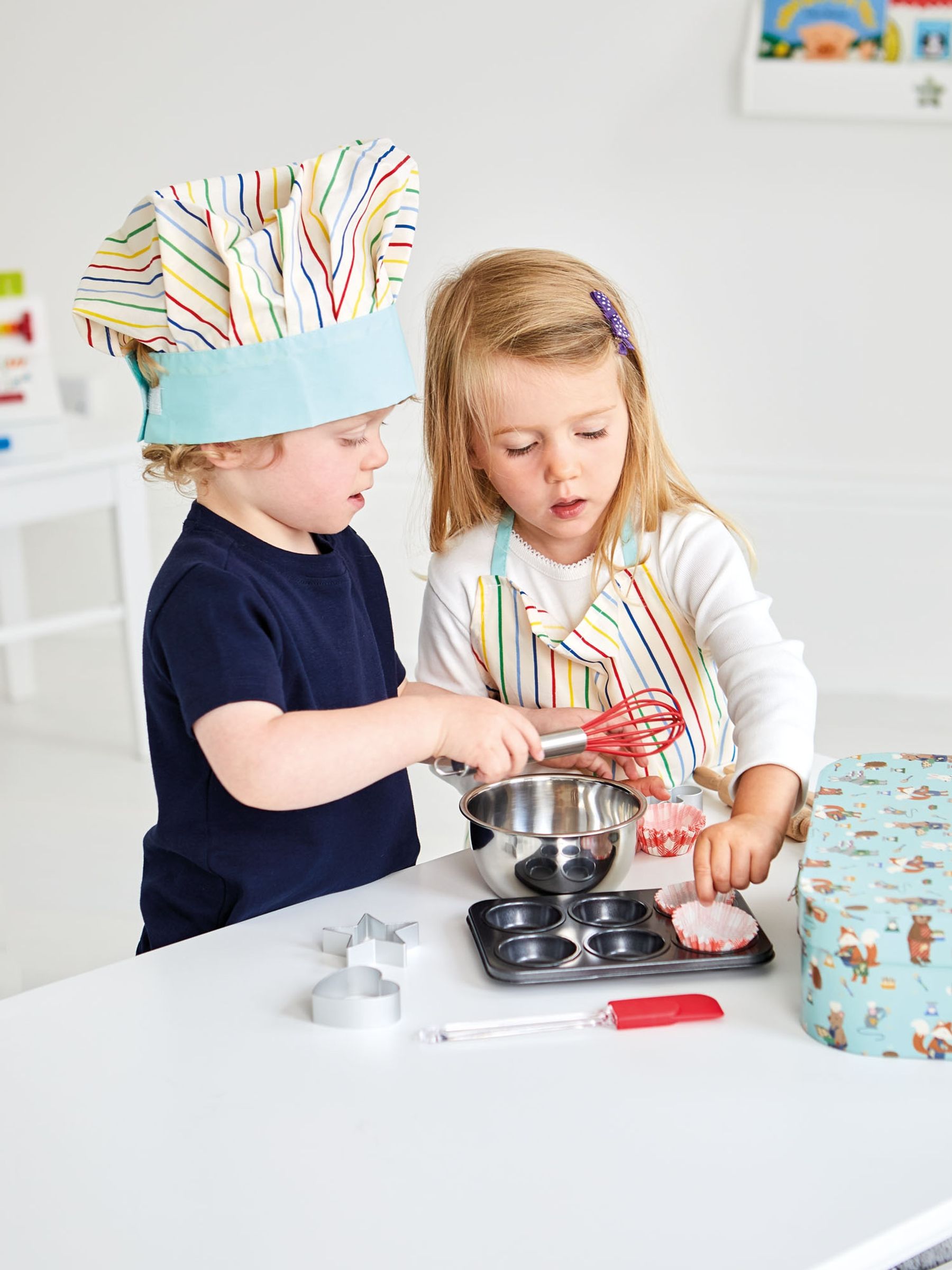 Kids Baking Set - Image 2 of 3