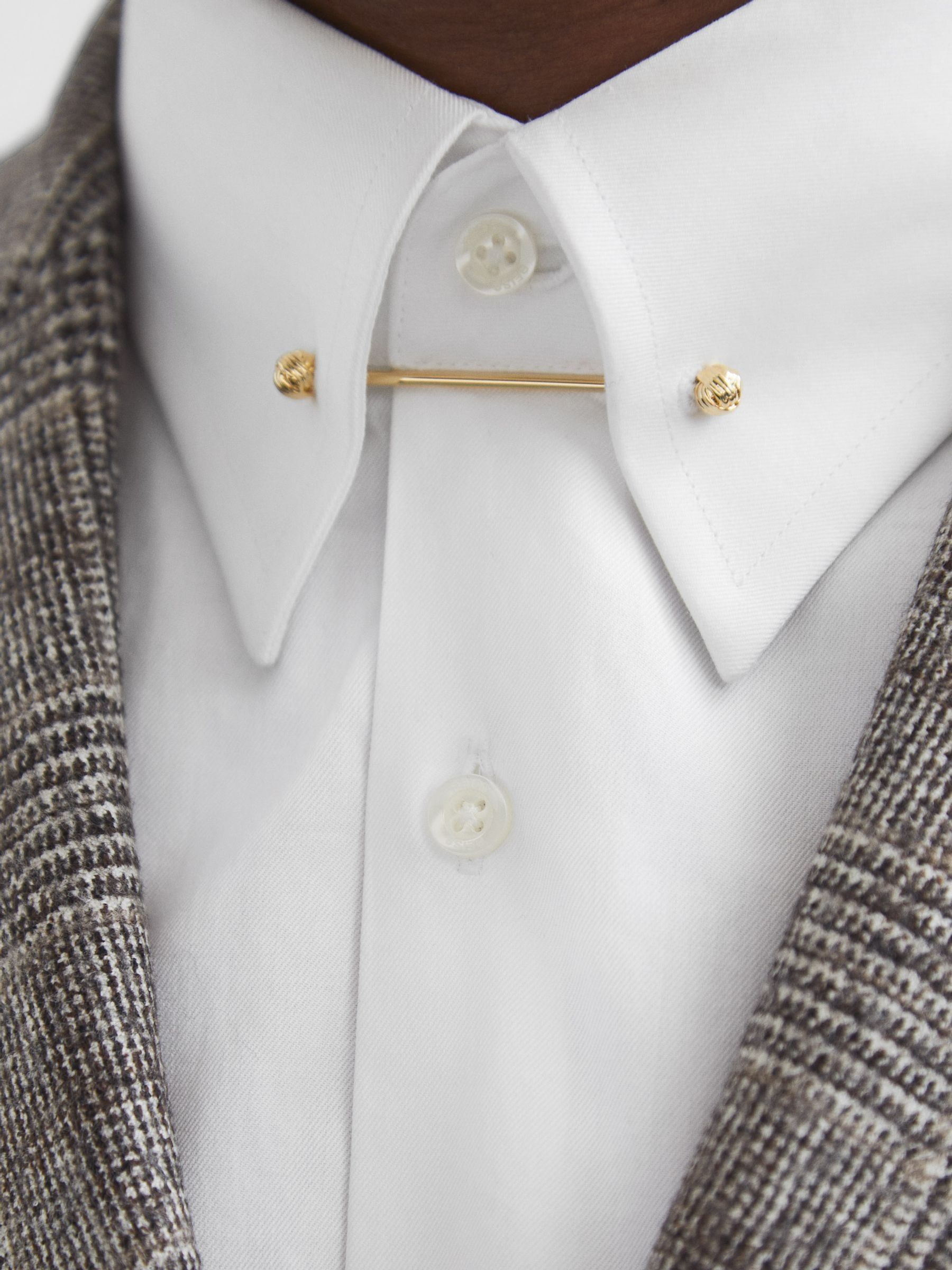 Knot Tie Bar in Gold - Image 3 of 4