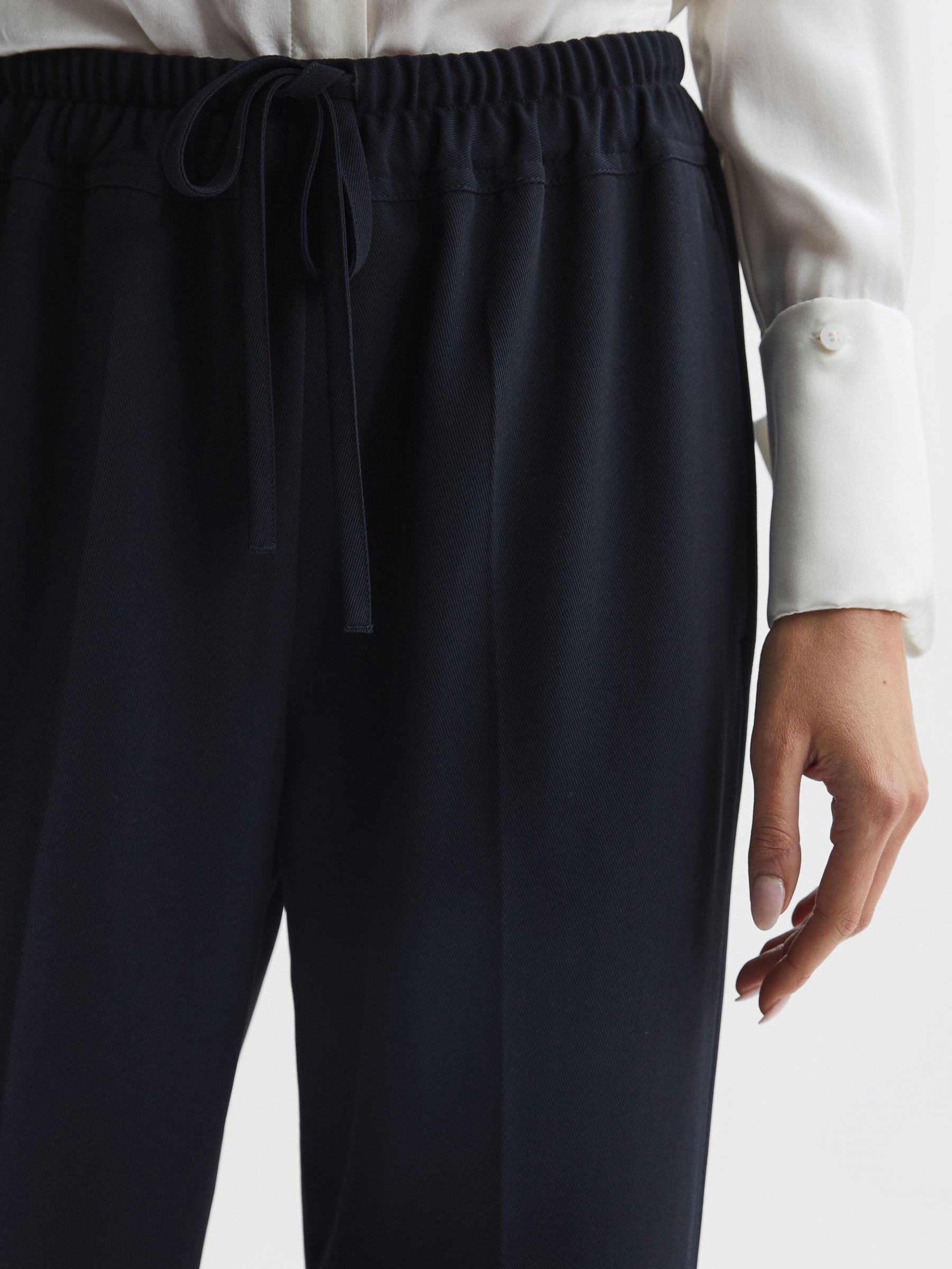 Wide Leg Pull On Trousers in Navy - Image 4 of 5
