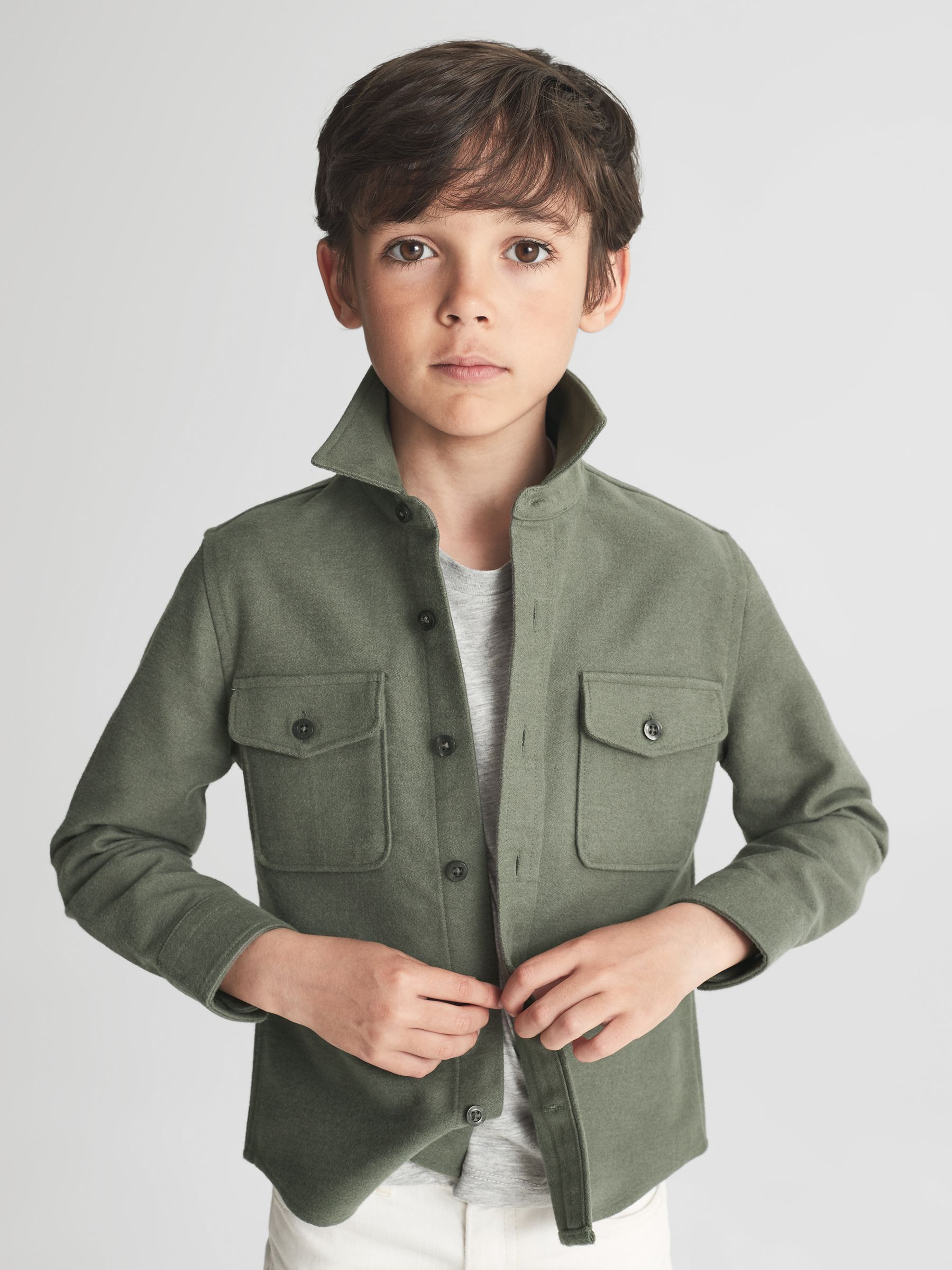 Senior Twin Pocket Overshirt in Green - Image 3 of 8