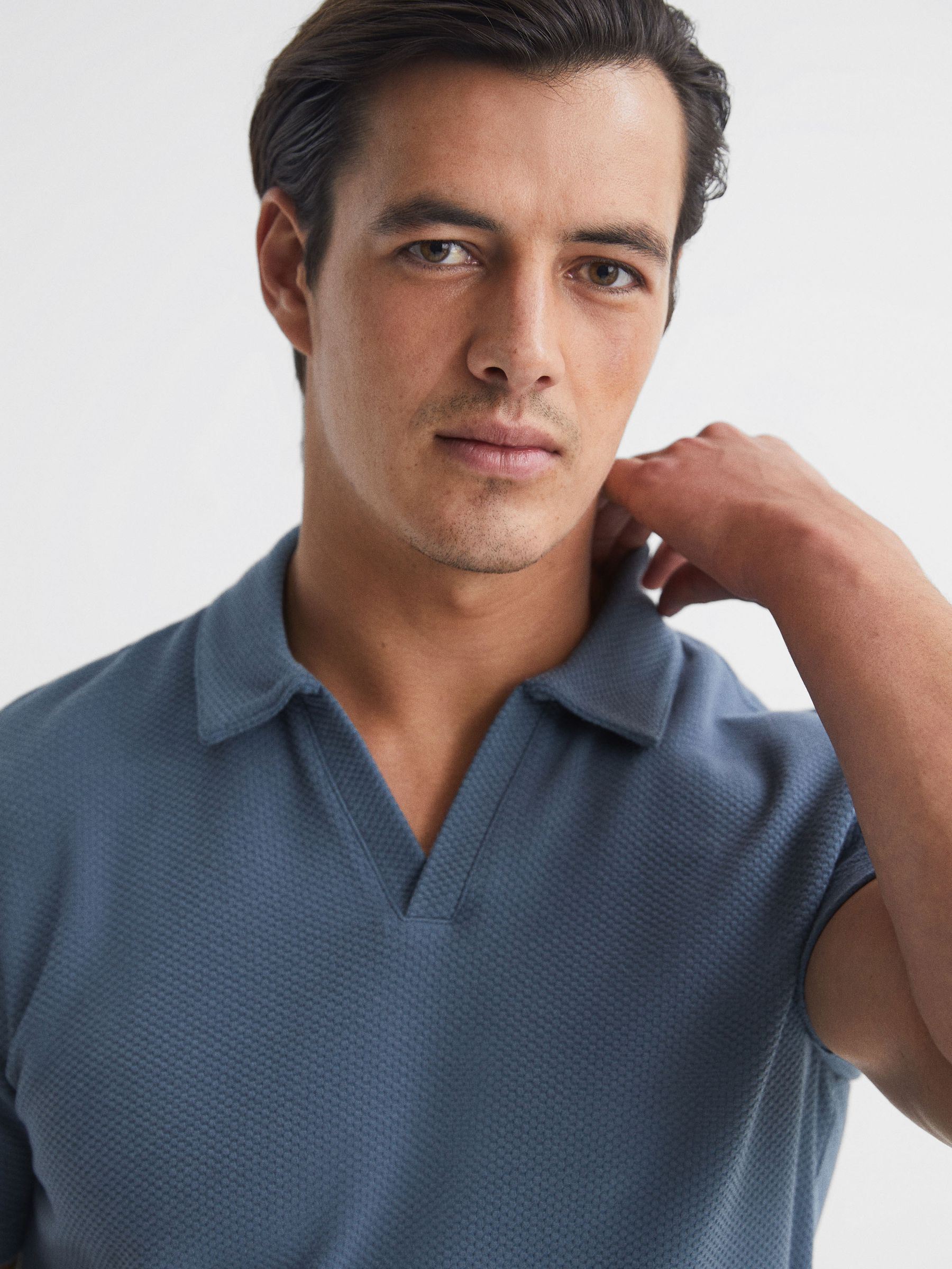 Short Sleeve Open Collar T-Shirt in Airforce Blue - Image 4 of 6