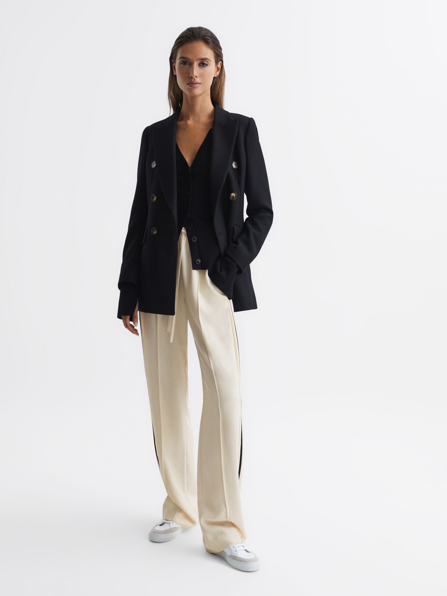 Petite Wide Leg Pull On Trousers in Cream - Image 6 of 7