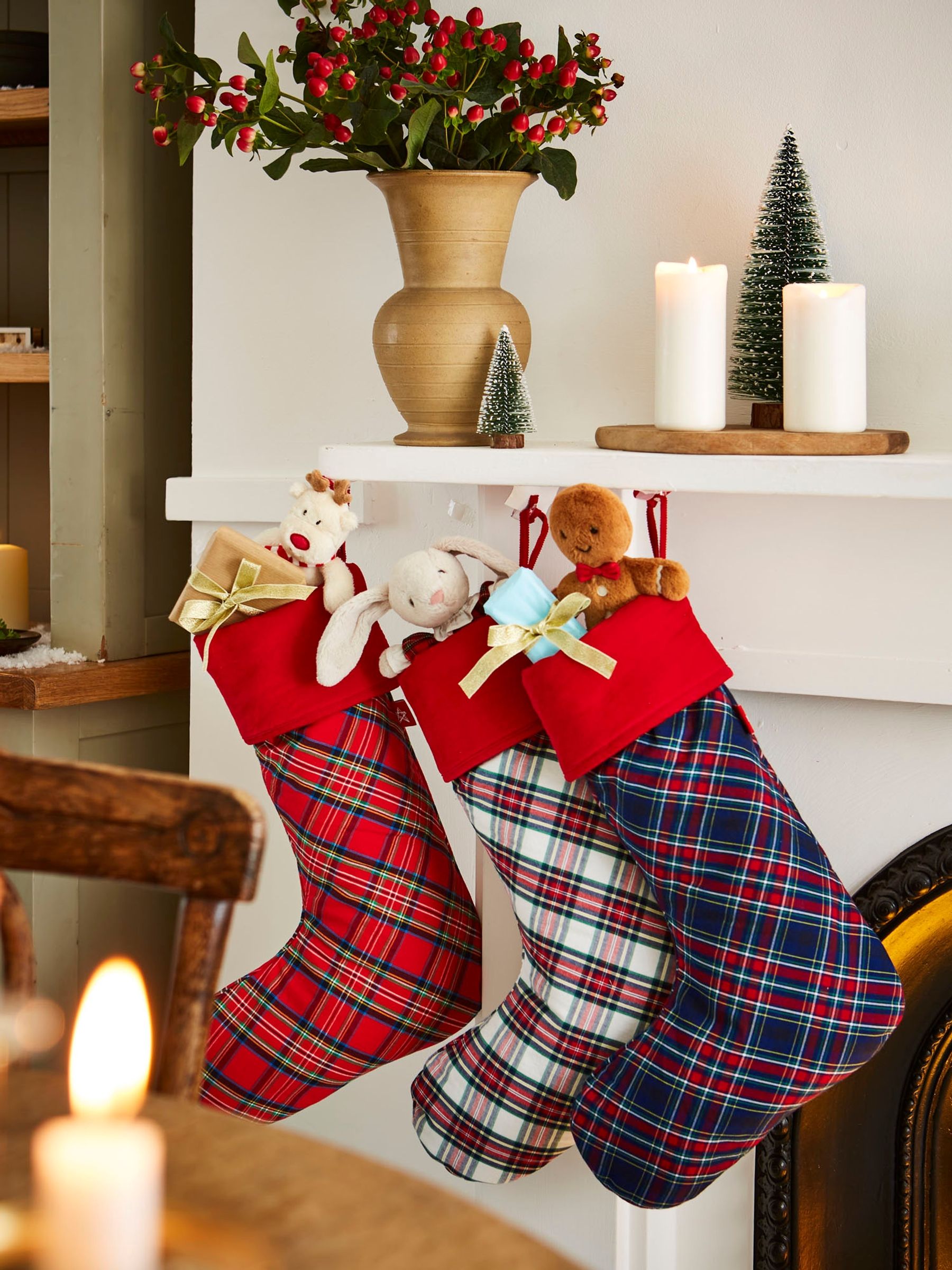Check Tartan Stocking in Cream & Red - Image 2 of 2