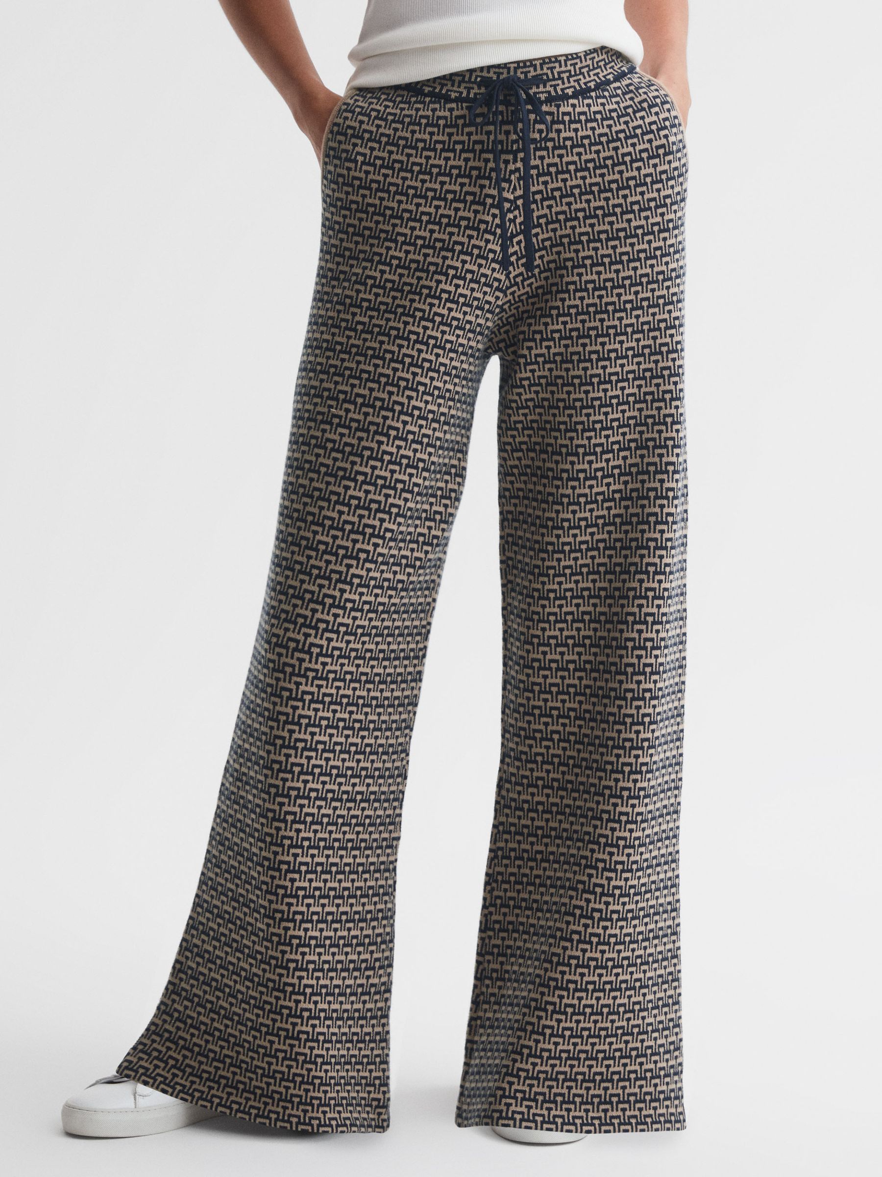 The Upside Printed Joggers in Abstract - Image 4 of 5