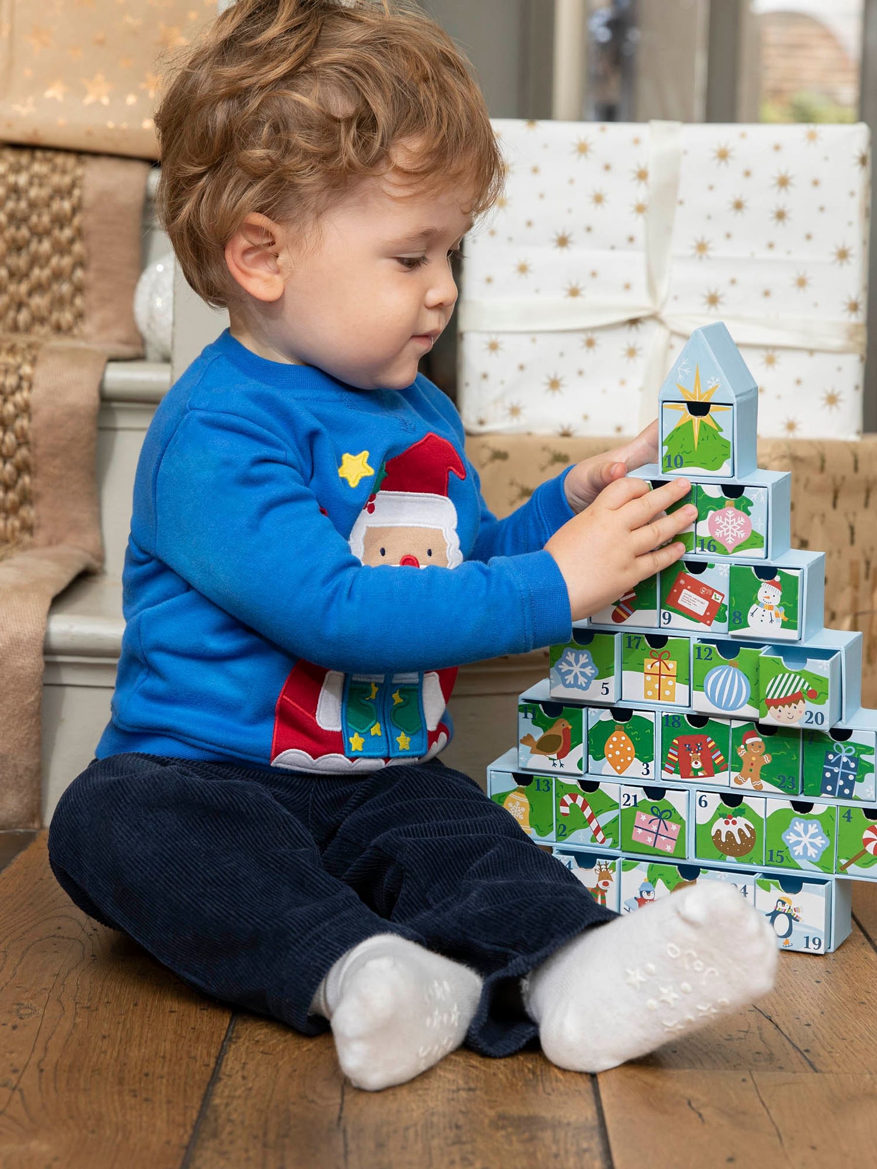 Christmas Tree Advent Calendar in Green - Image 4 of 4