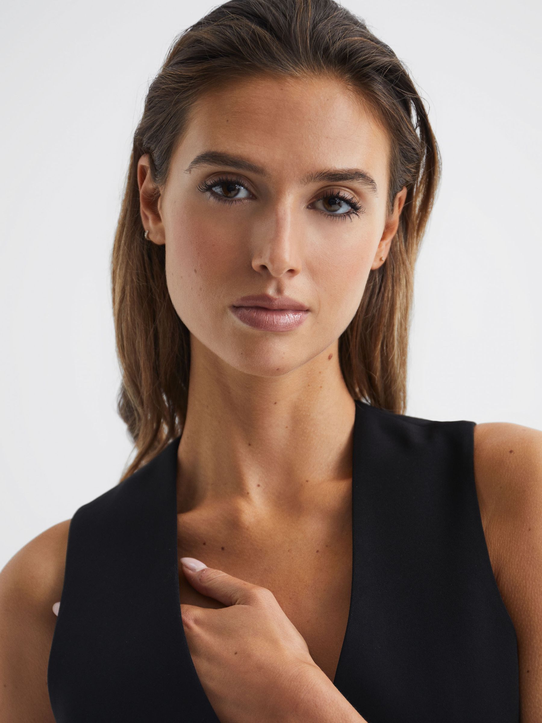 Tailored Fit Waistcoat in Black - Image 4 of 7